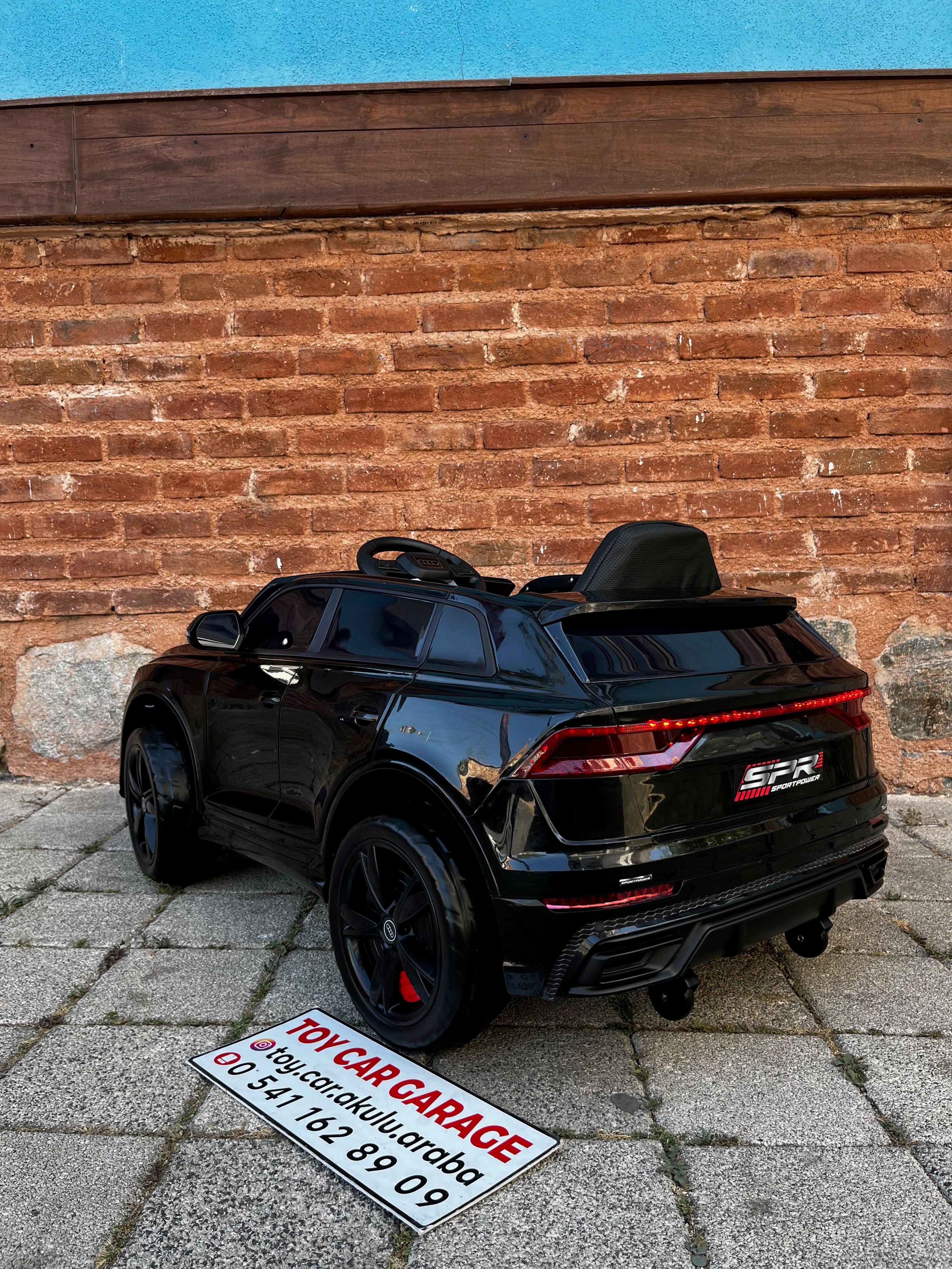 AUDİ AKÜLÜ ARABA 12W 0-6 YAŞ SİYAH