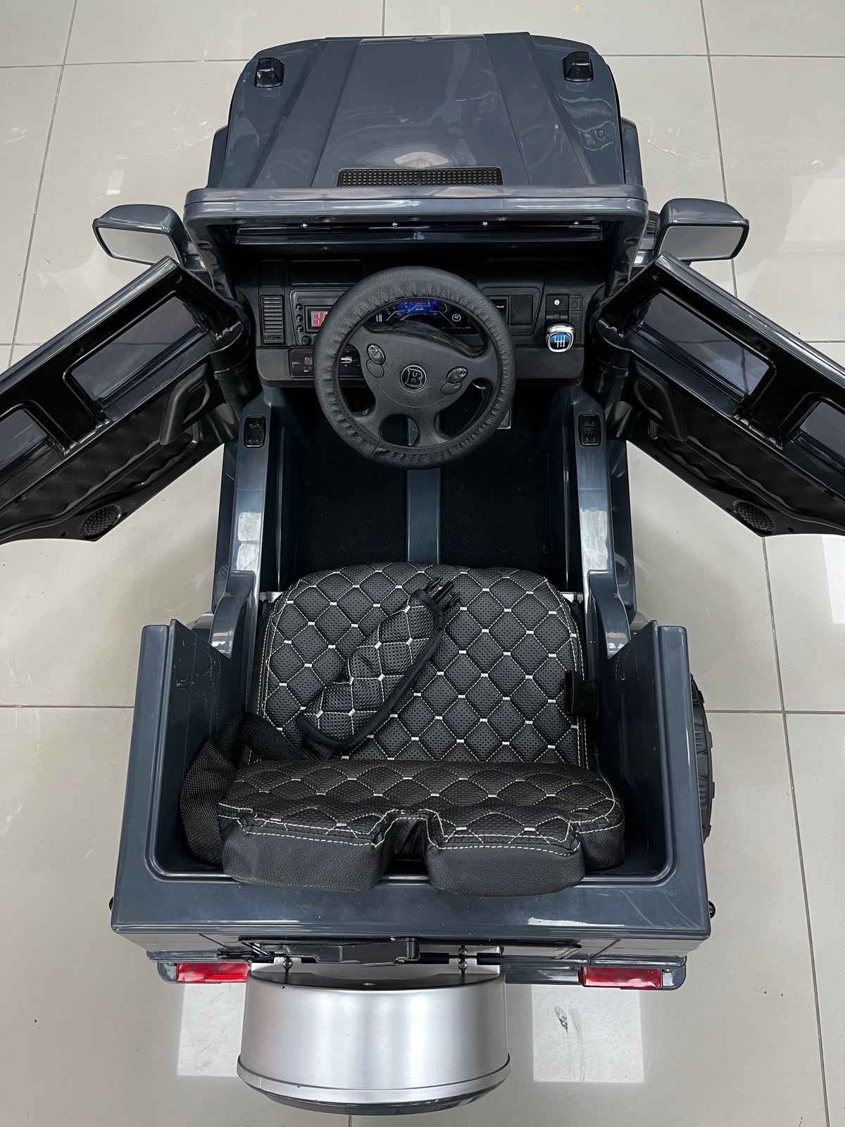 BRABUS AKÜLÜ ARABA 12W 0-6 YAŞ FÜME
