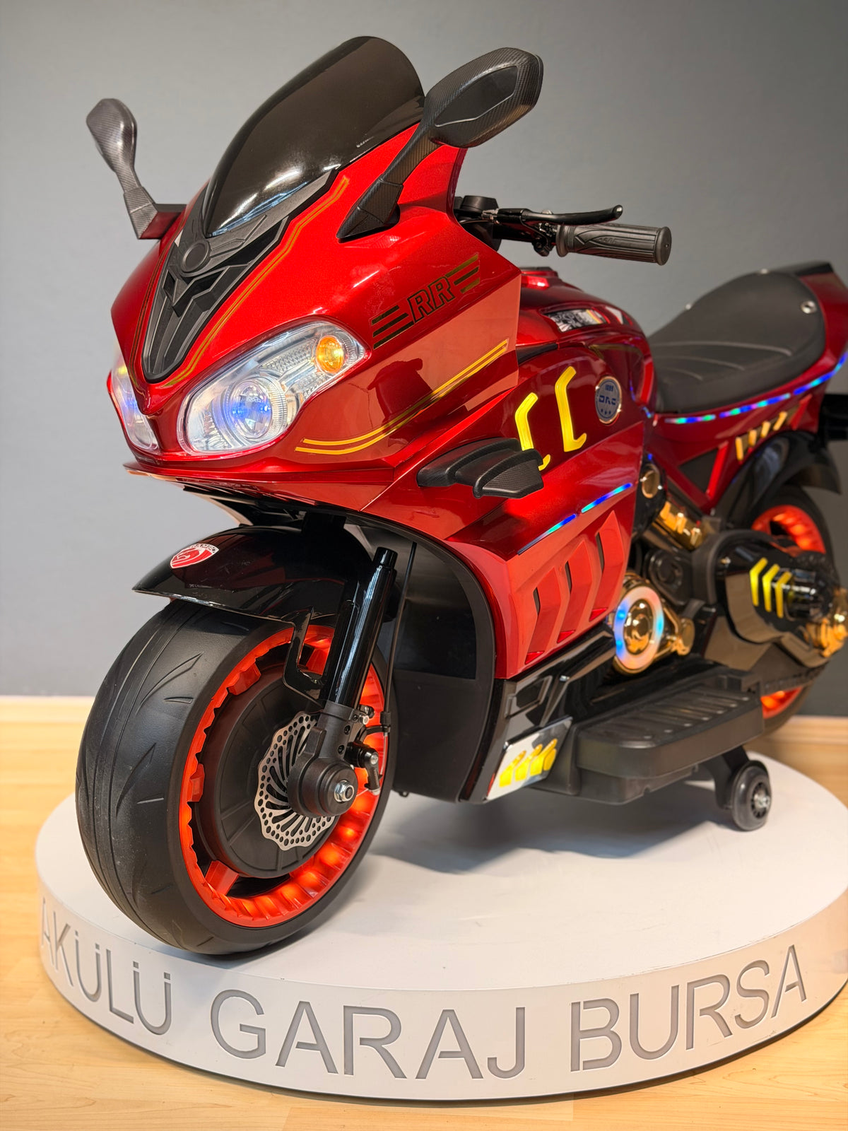 DEV AKÜLÜ MOTOR 12W 3-10 YAŞ BORDO