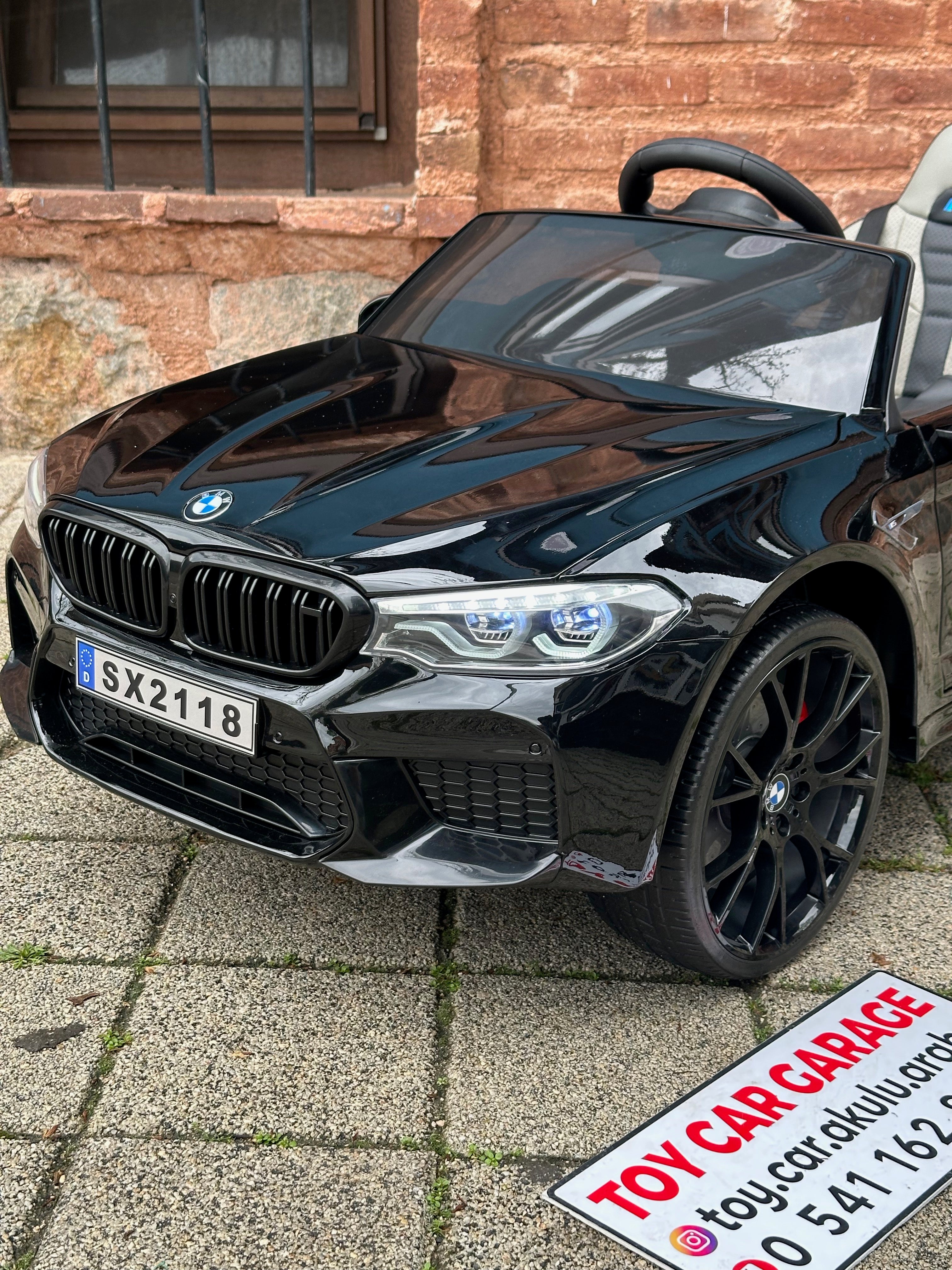 ORJİNAL LİSANSLI BMW M5 AKÜLÜ ARABA 24W 0-6 YAŞ SİYAH