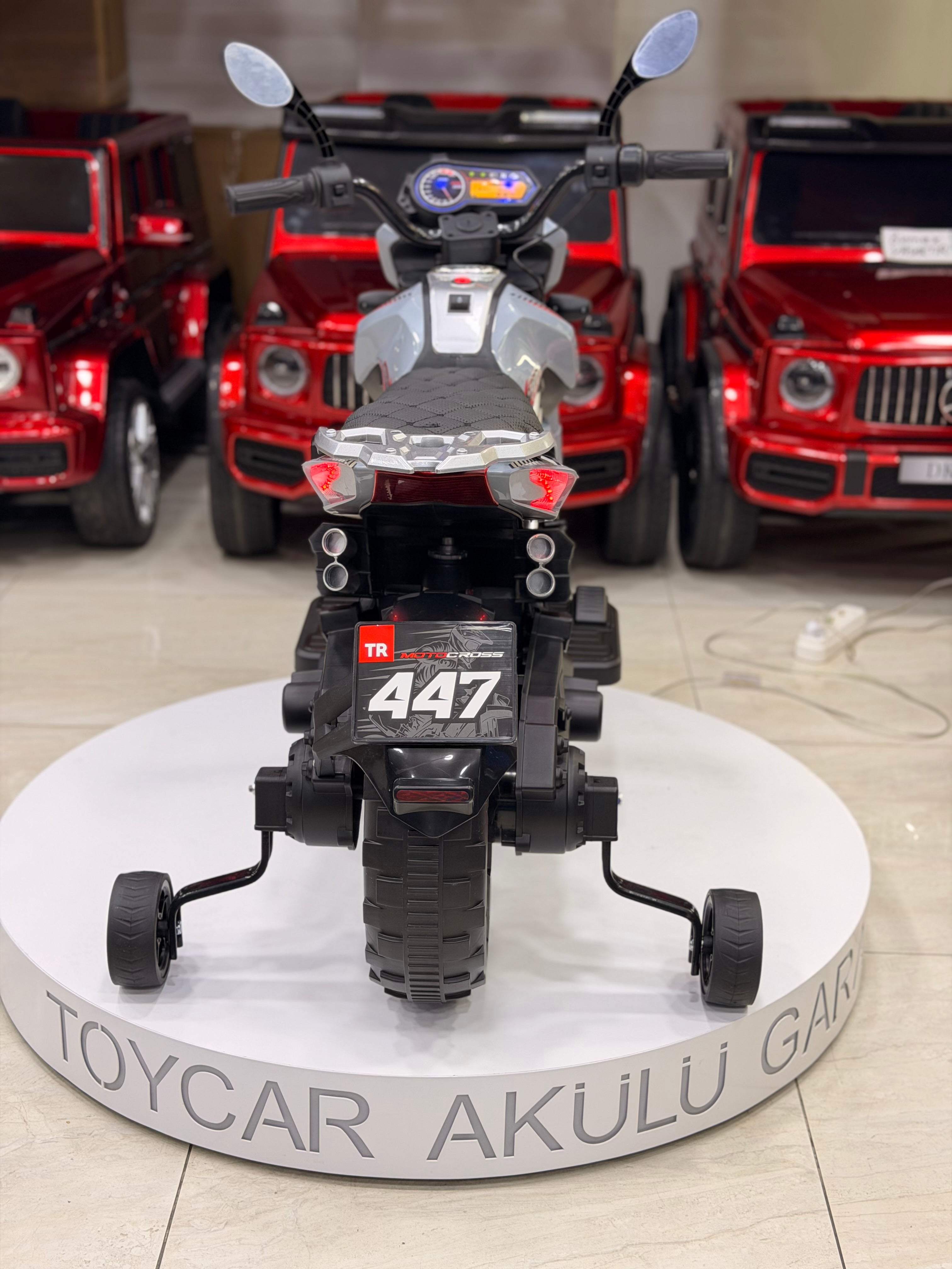 AKÜLÜ MOTOR 12W 3-9 YAŞ GRİ