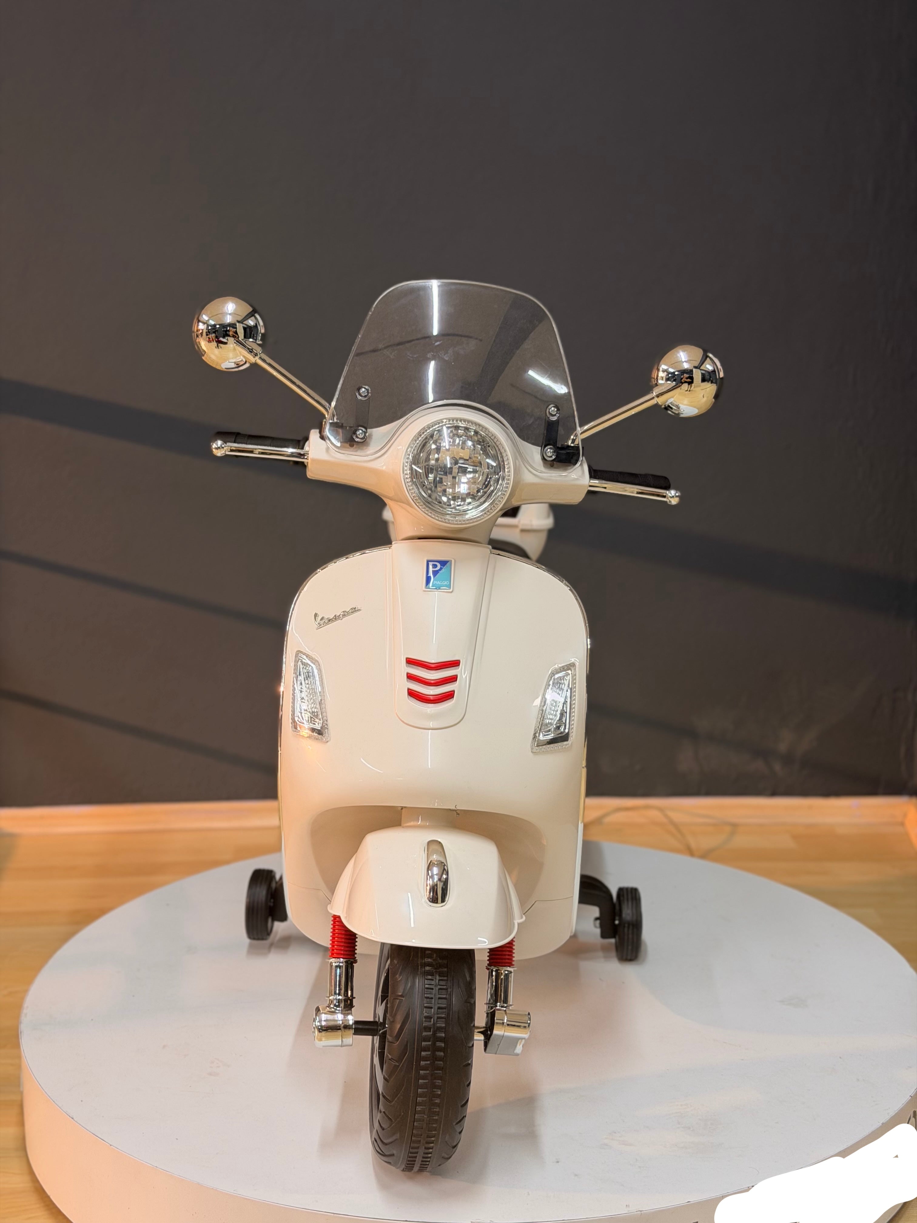 ORJİNAL VESPA AKÜLÜ MOTOR 12W  3-6 YAŞ  KREM