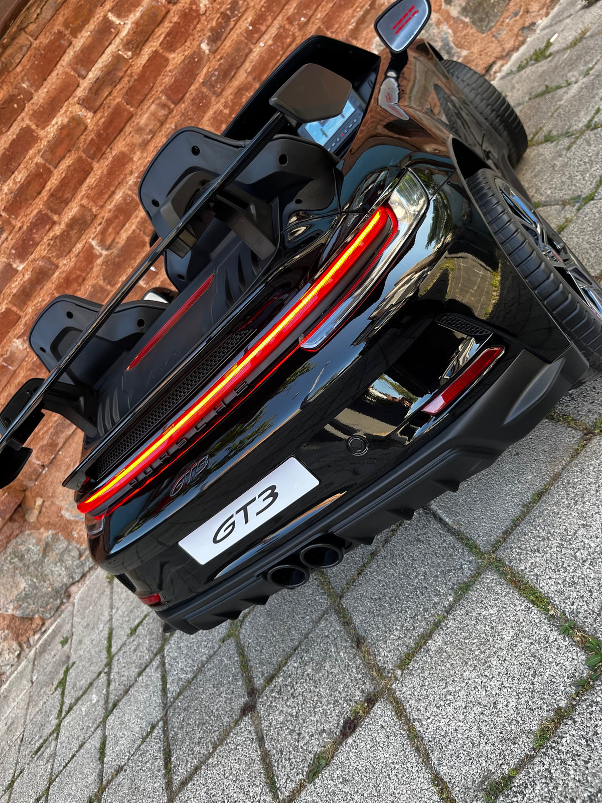 DEV BOY PORSCHE GT3 AKÜLÜ ARABA 24W 0-10 YAŞ