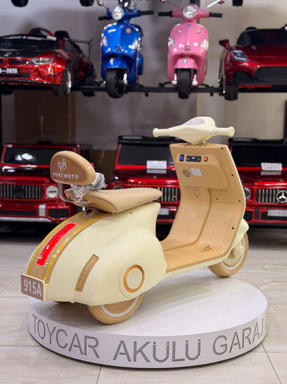 VESPA AKÜLÜ MOTOR 12W 3-9 YAŞ KREM
