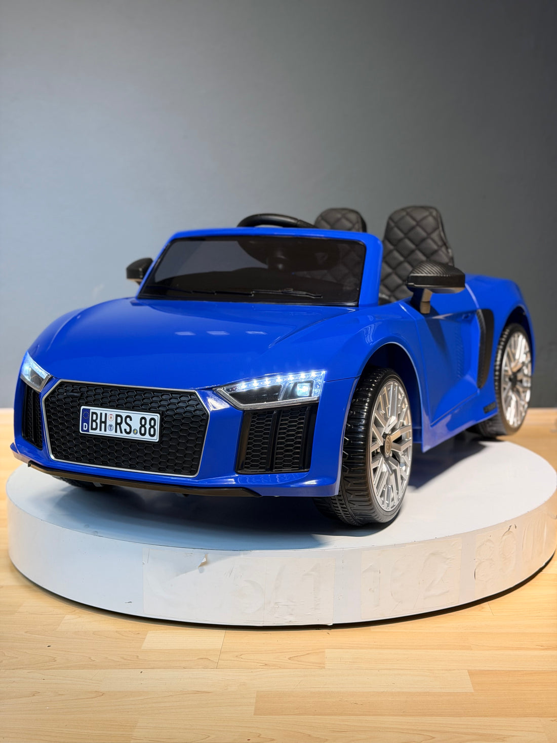 AUDİ AKÜLÜ ARABA 12W 0-6 YAŞ MAVİ
