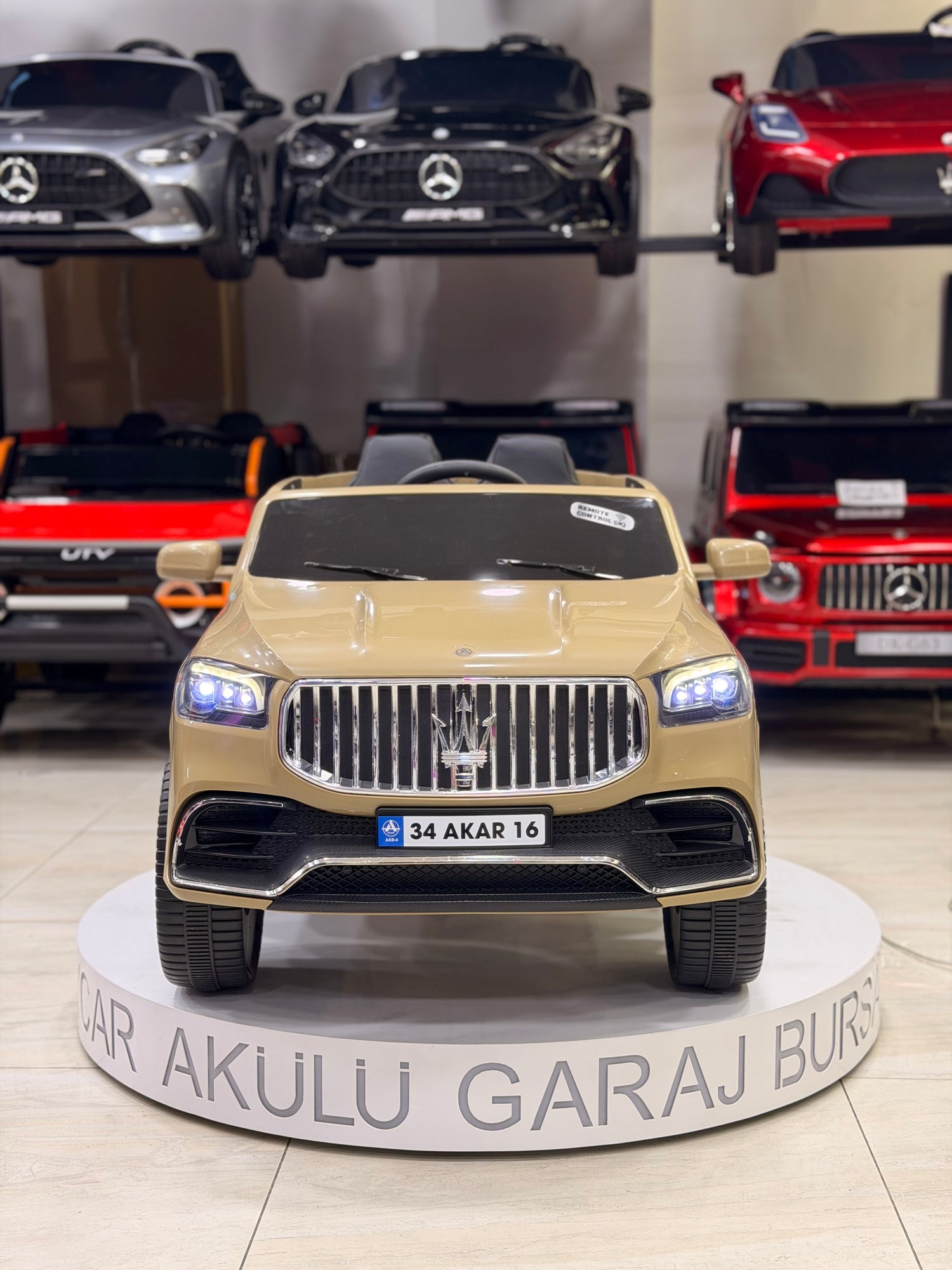 MASERATİ AKÜLÜ ARABA 12W 0-6 YAŞ KUM