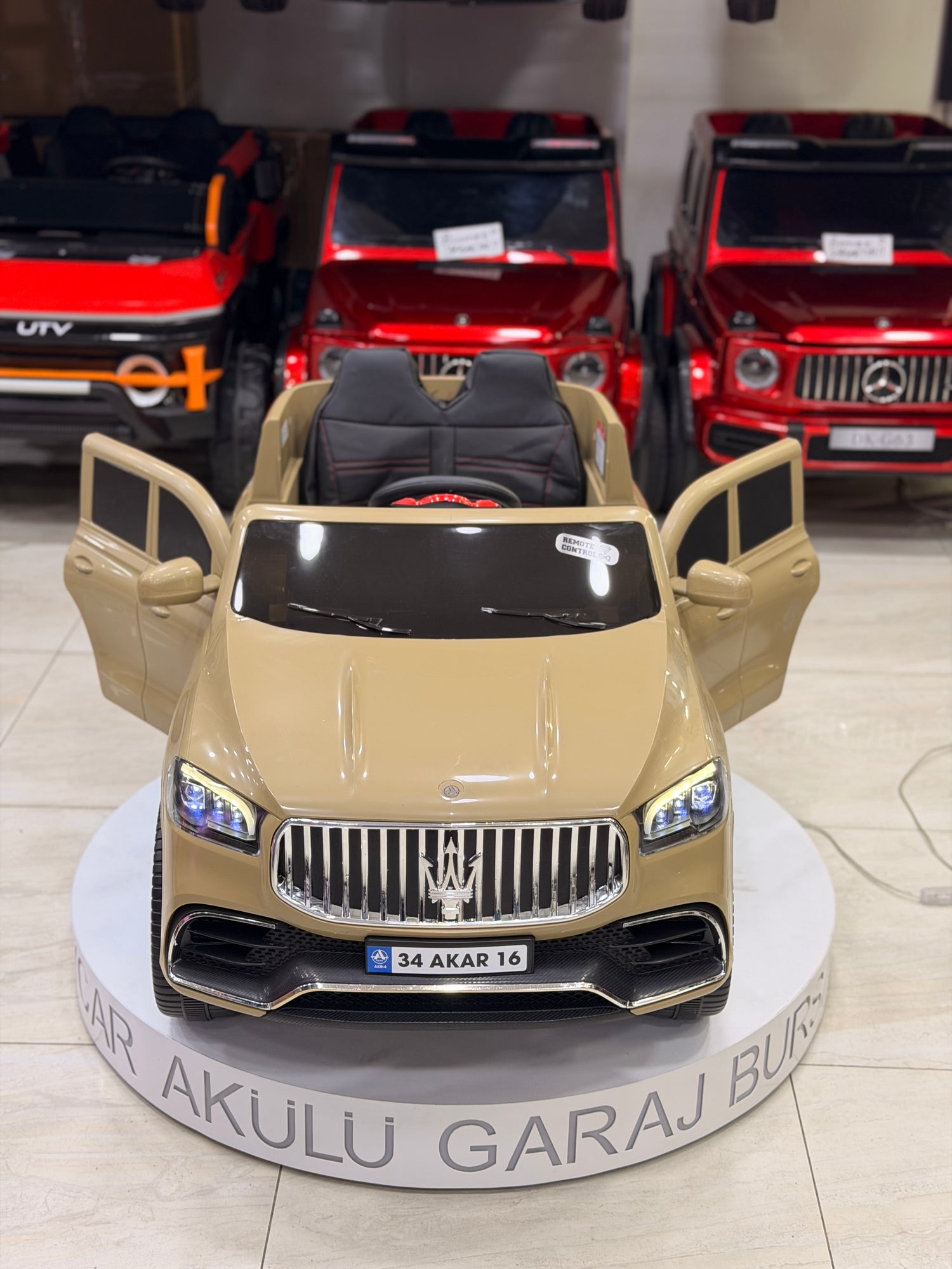 MASERATİ AKÜLÜ ARABA 12W 0-6 YAŞ KUM