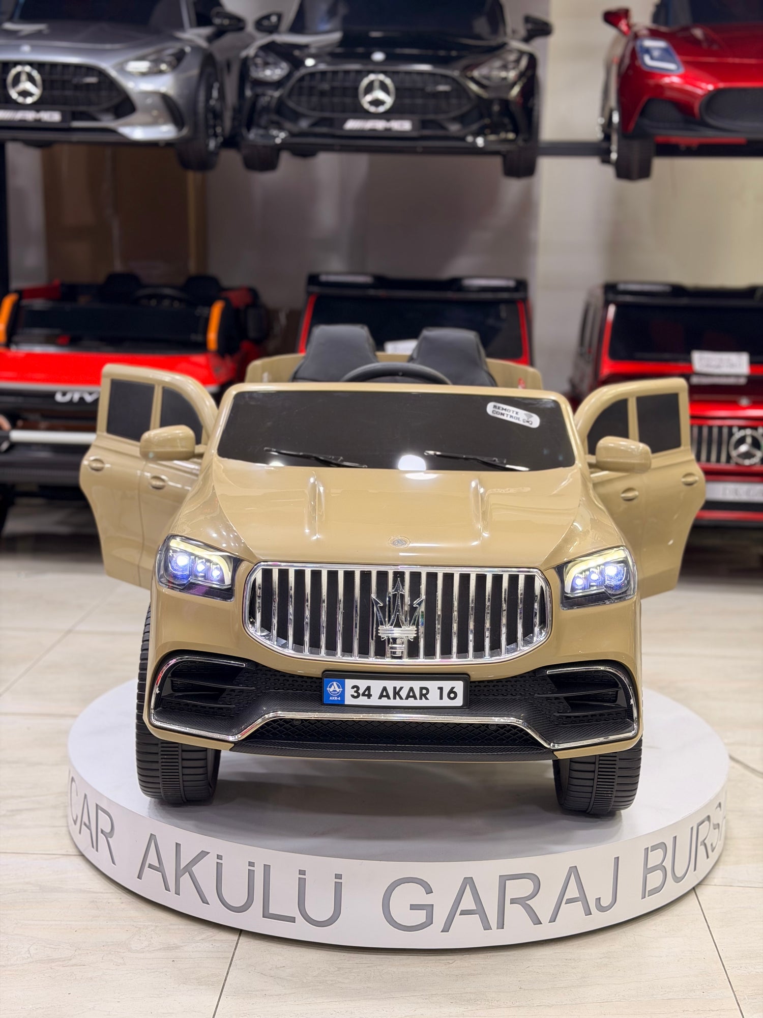 MASERATİ AKÜLÜ ARABA 12W 0-6 YAŞ KUM