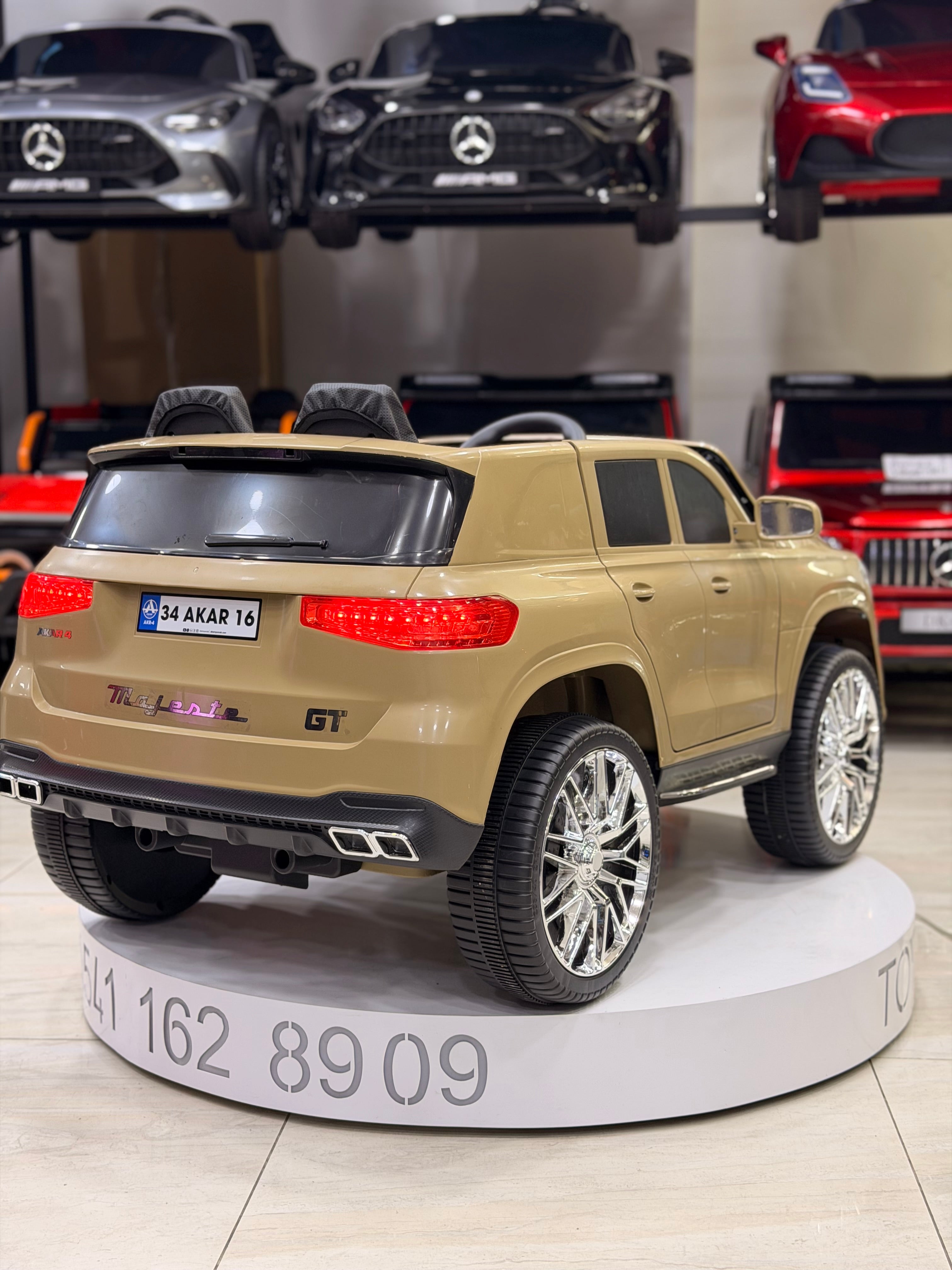 AUDİ AKÜLÜ ARABA 0-6 YAŞ KUM