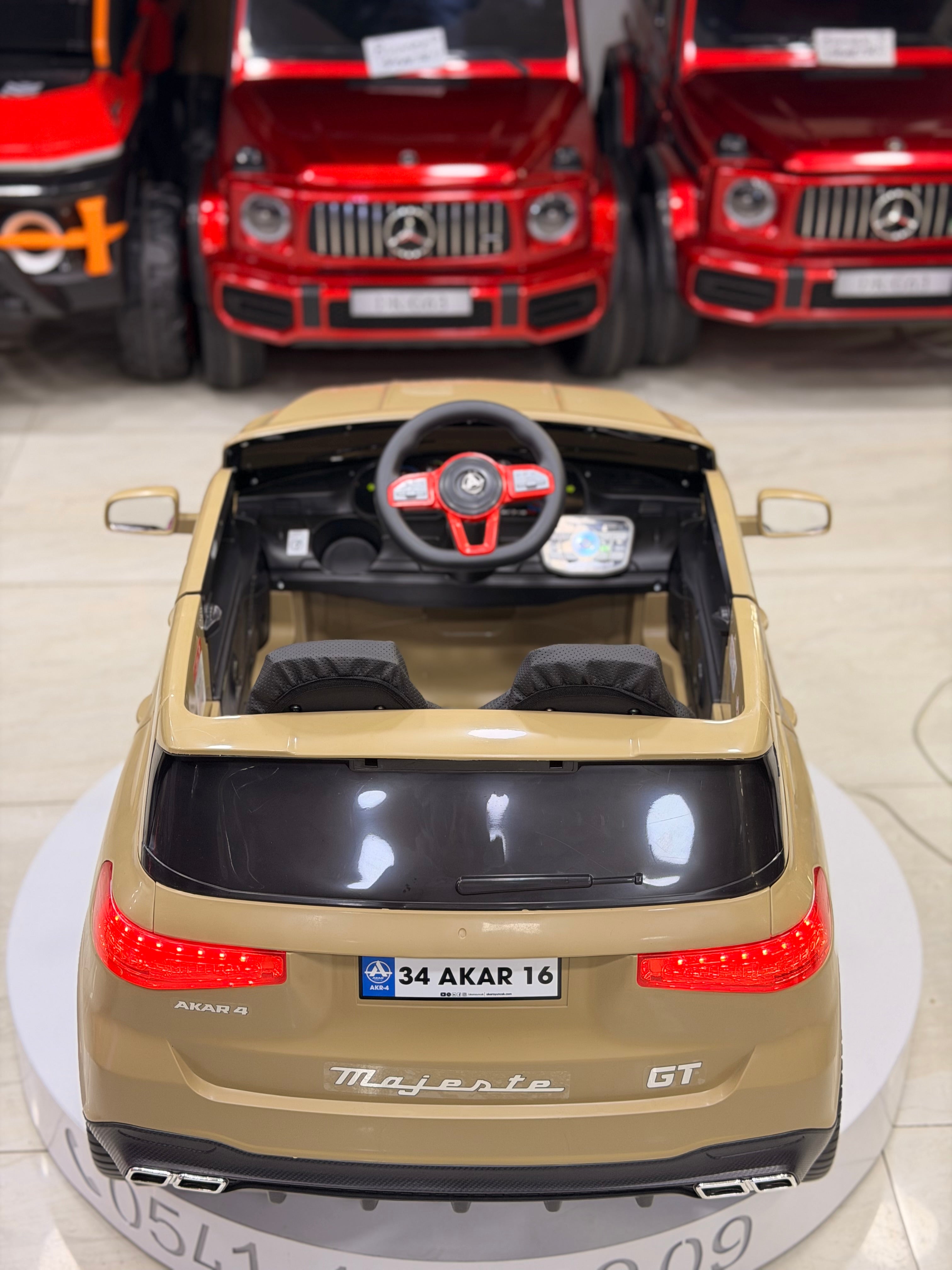 VOLVO AKÜLÜ ARABA 12W 0-6 YAŞ KUM