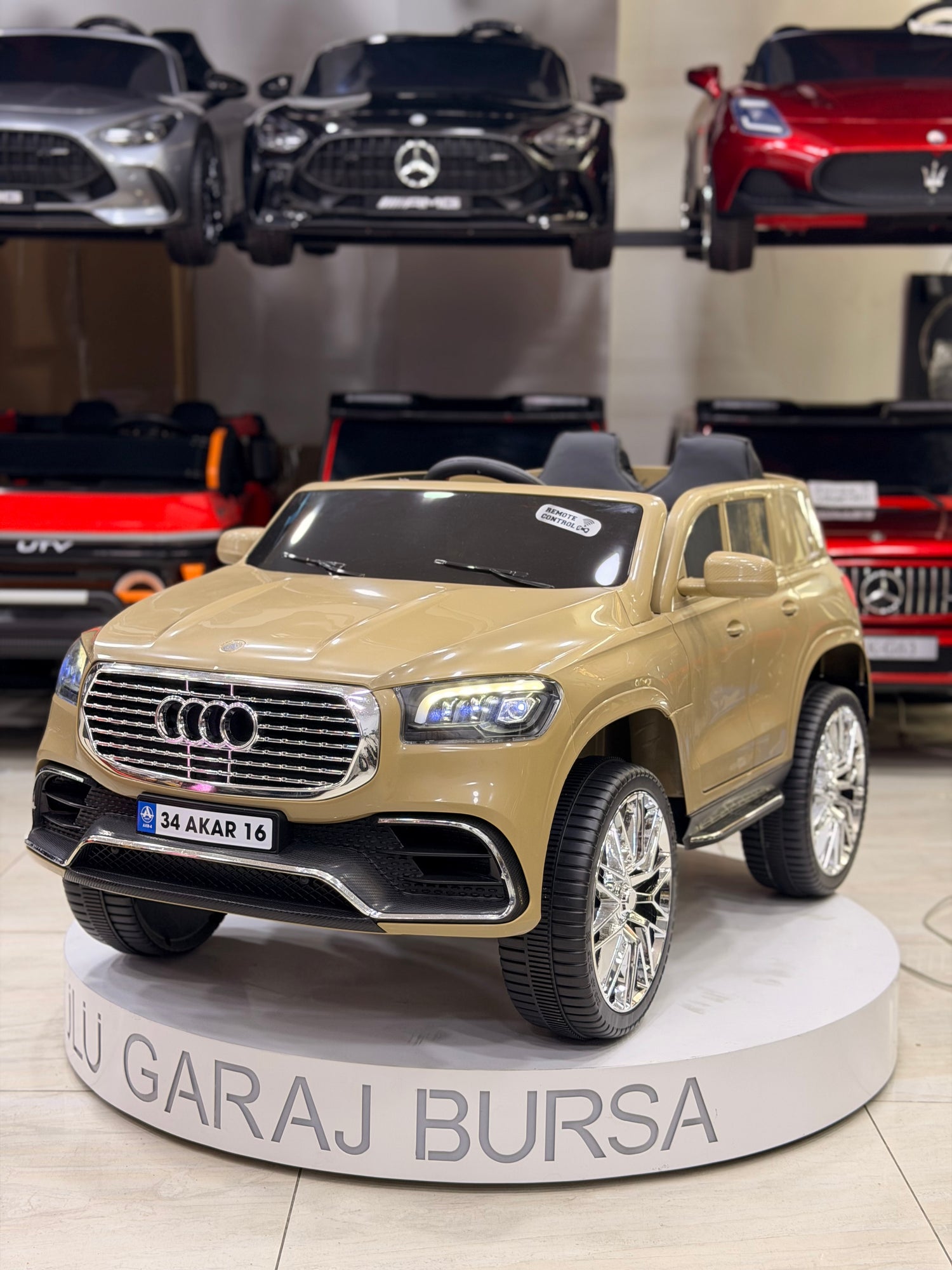 AUDİ AKÜLÜ ARABA 0-6 YAŞ KUM