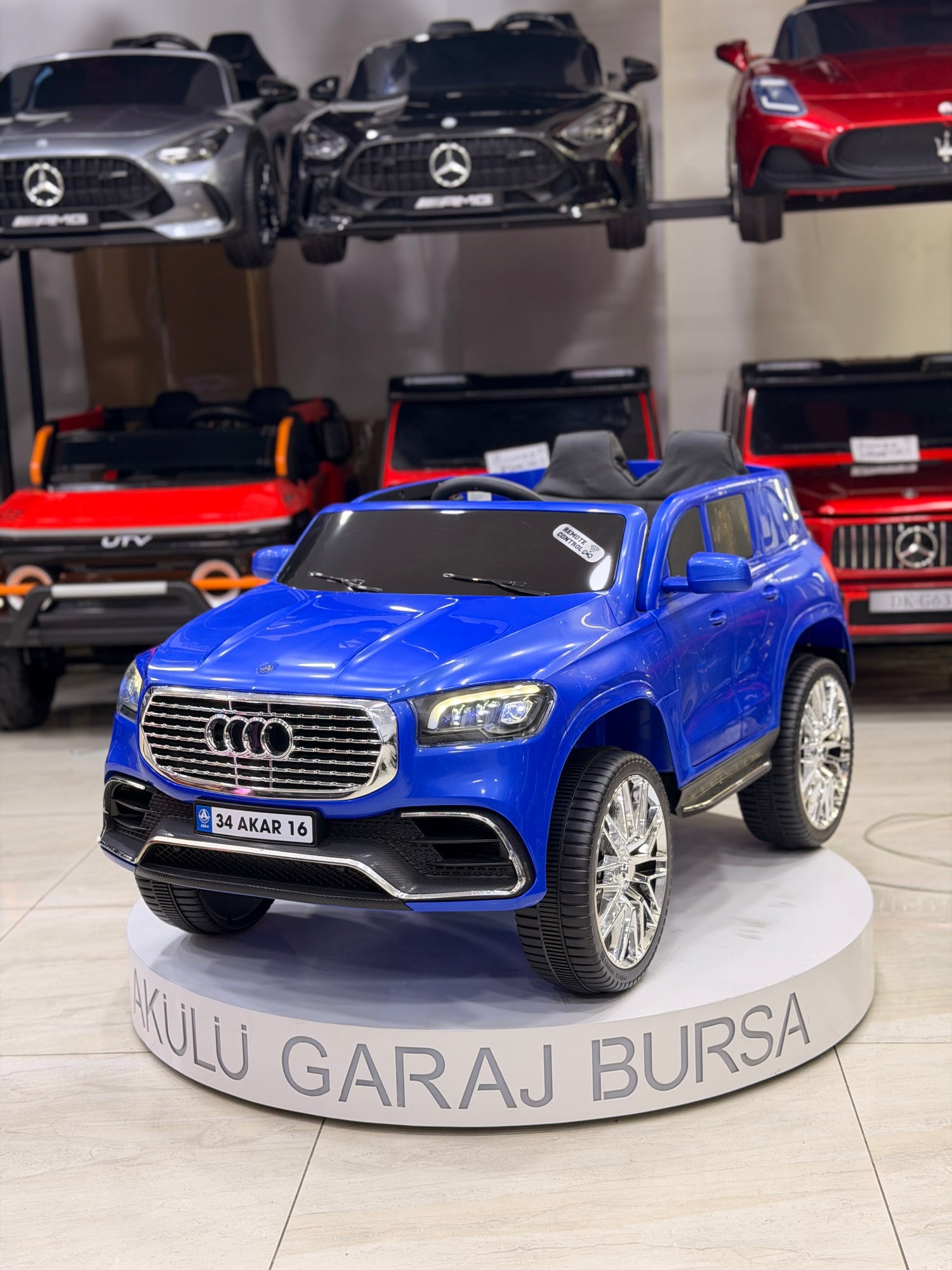 AUDİ AKÜLÜ ARABA 0-6 YAŞ MAVİ