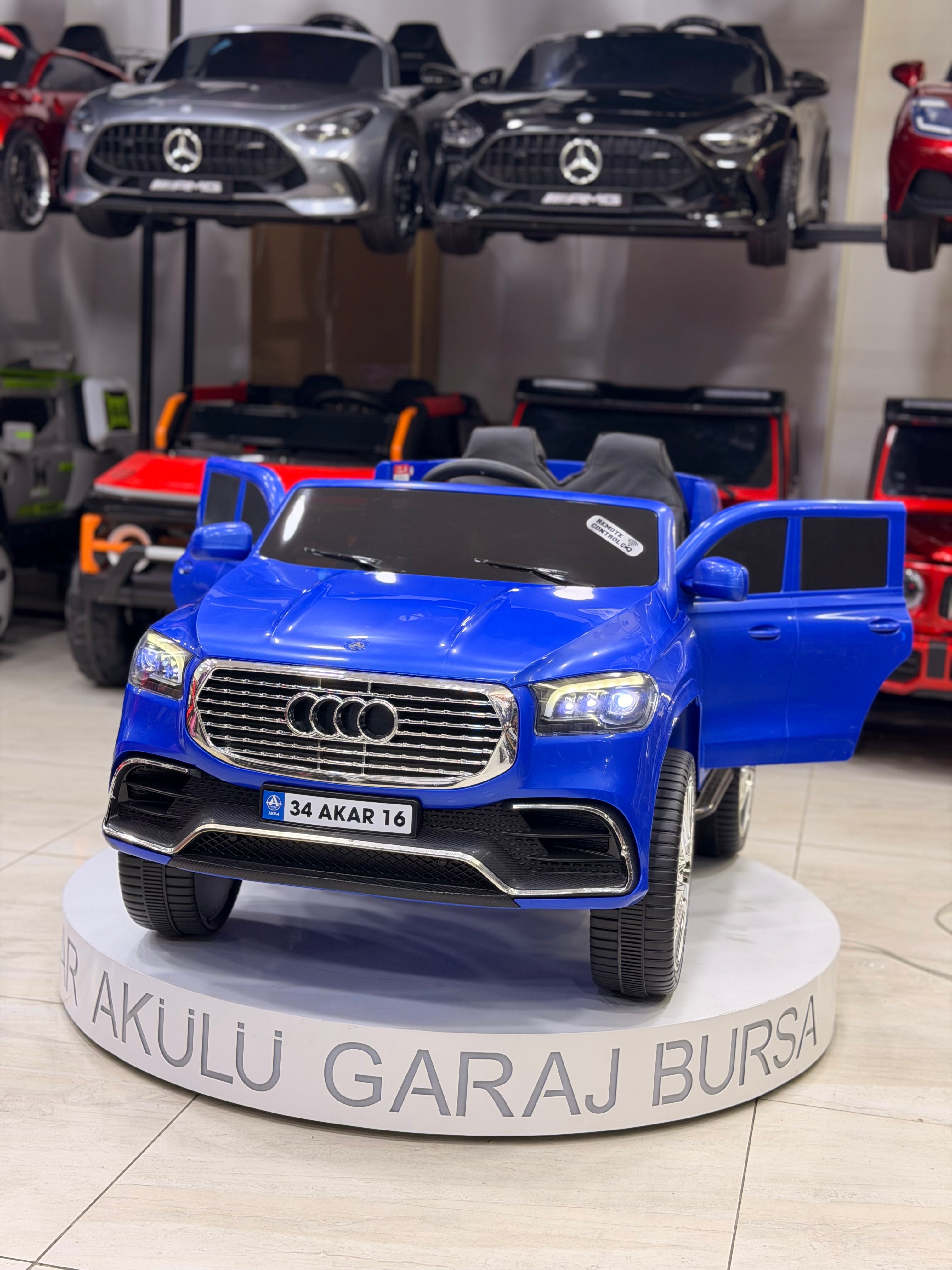 AUDİ AKÜLÜ ARABA 0-6 YAŞ MAVİ