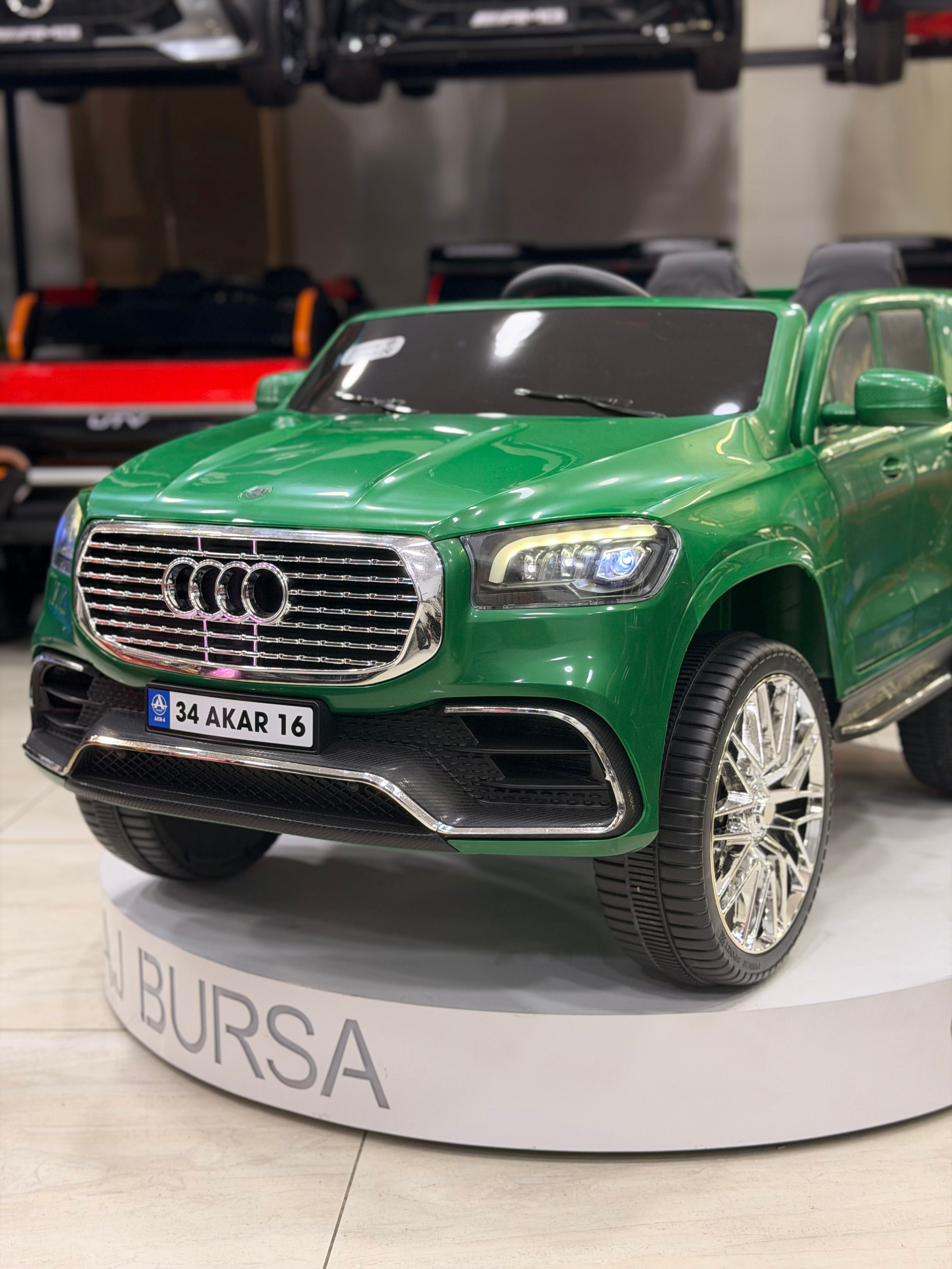 AUDİ AKÜLÜ ARABA 0-6 YAŞ YEŞİL