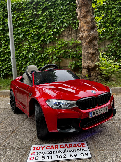 ORJİNAL LİSANSLI BMW M5  AKÜLÜ ARABA 24W 0-6 YAŞ BORDO