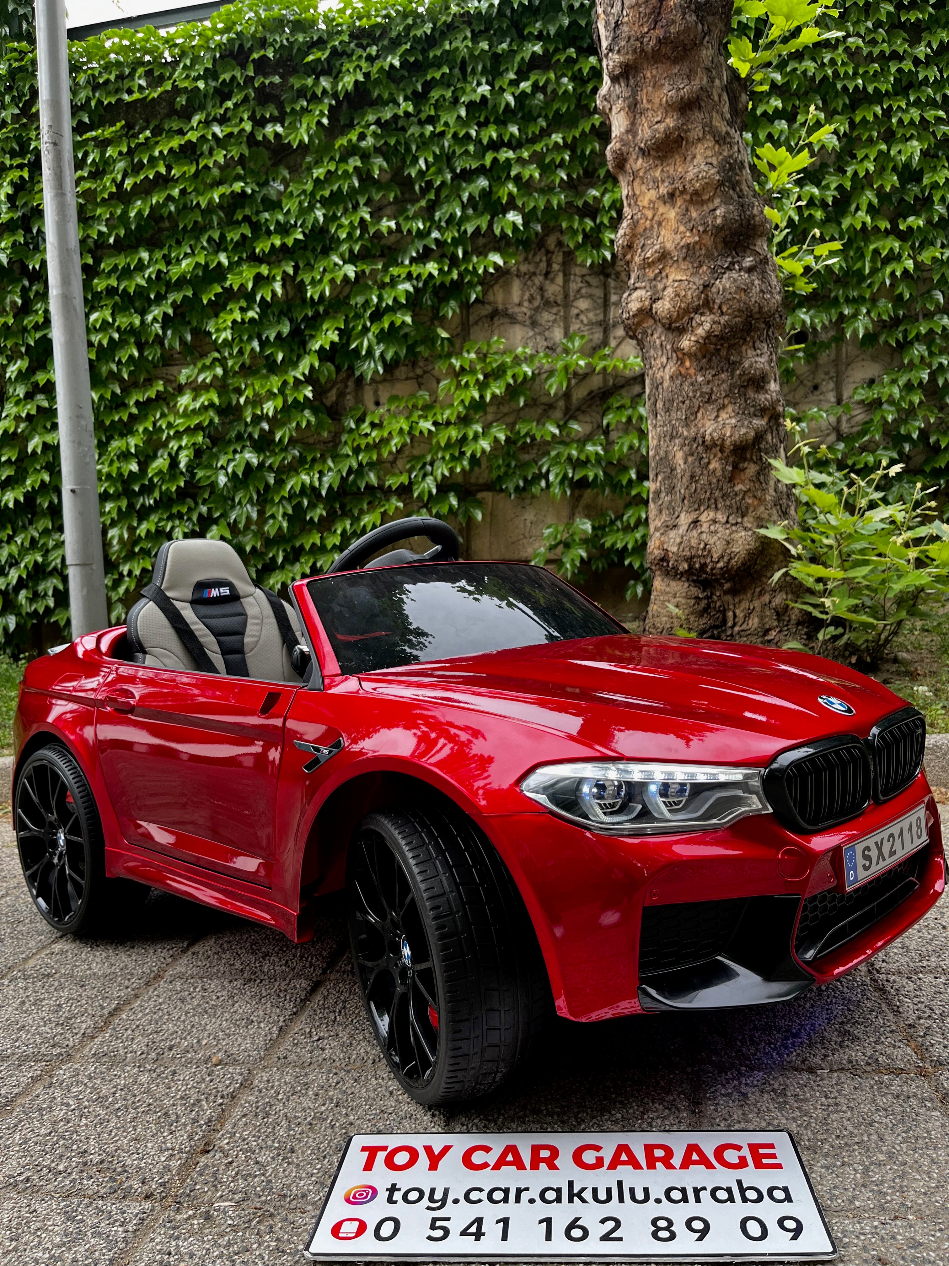 ORJİNAL LİSANSLI BMW M5  AKÜLÜ ARABA 24W 0-6 YAŞ BORDO