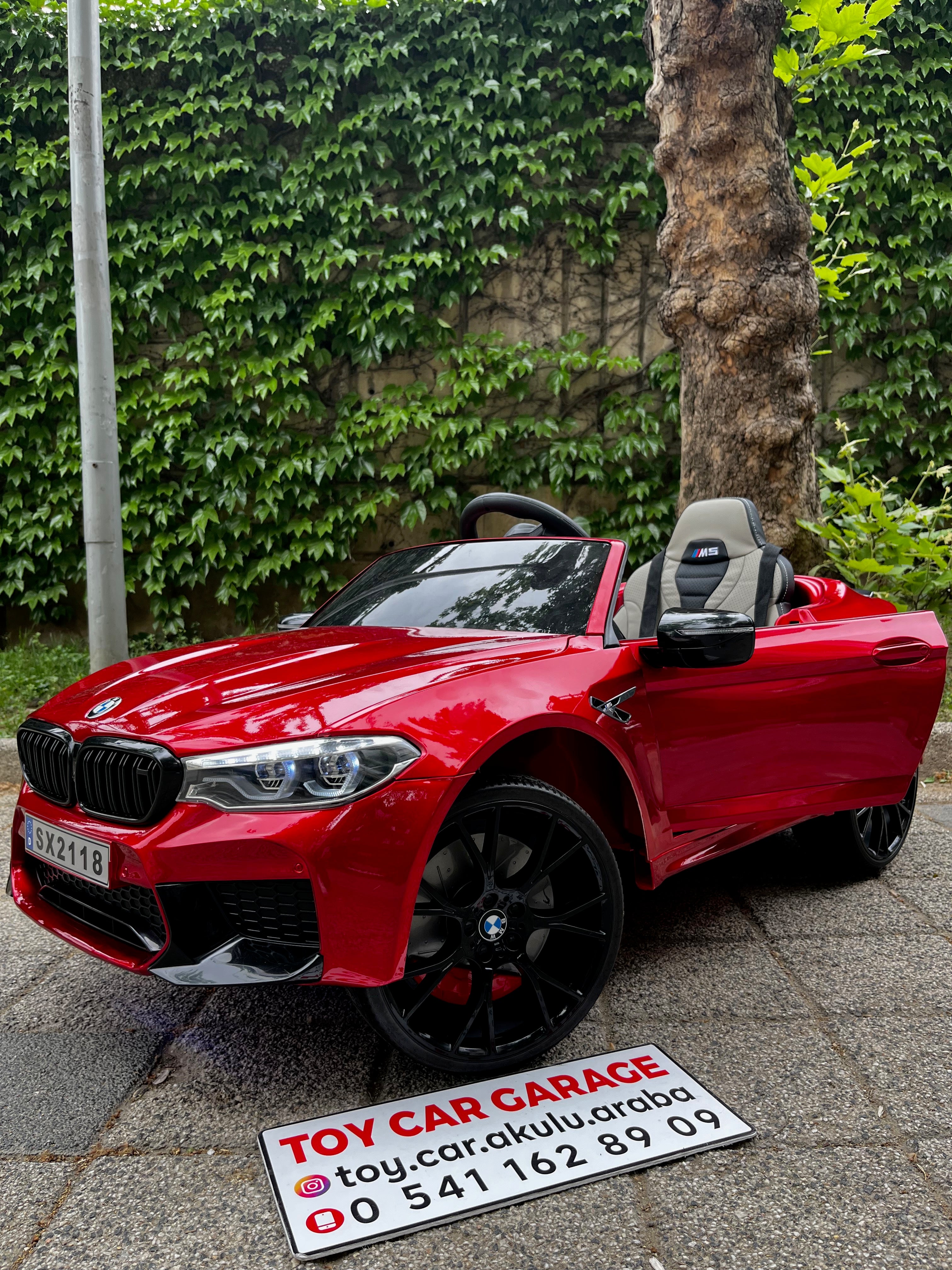 ORJİNAL LİSANSLI BMW M5  AKÜLÜ ARABA 24W 0-6 YAŞ BORDO