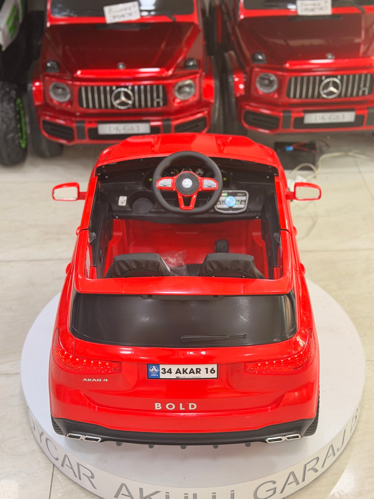 VOLVO AKÜLÜ ARABA 12W 0-6 YAŞ KIRMIZI