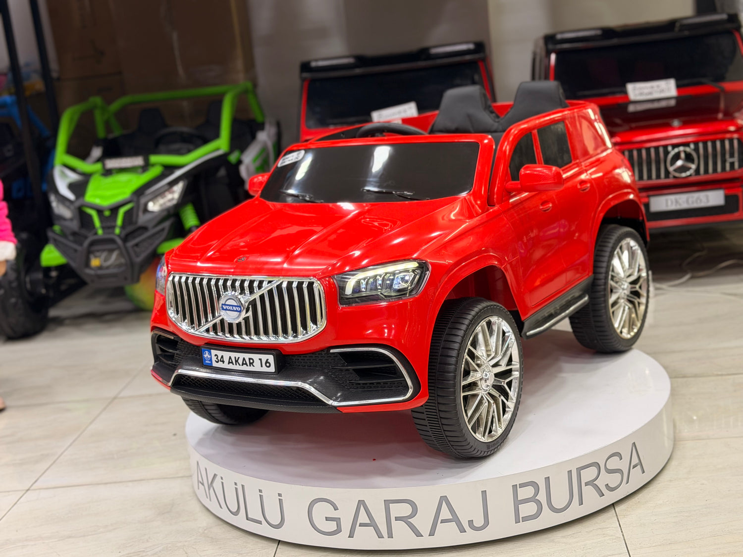 VOLVO AKÜLÜ ARABA 12W 0-6 YAŞ KIRMIZI