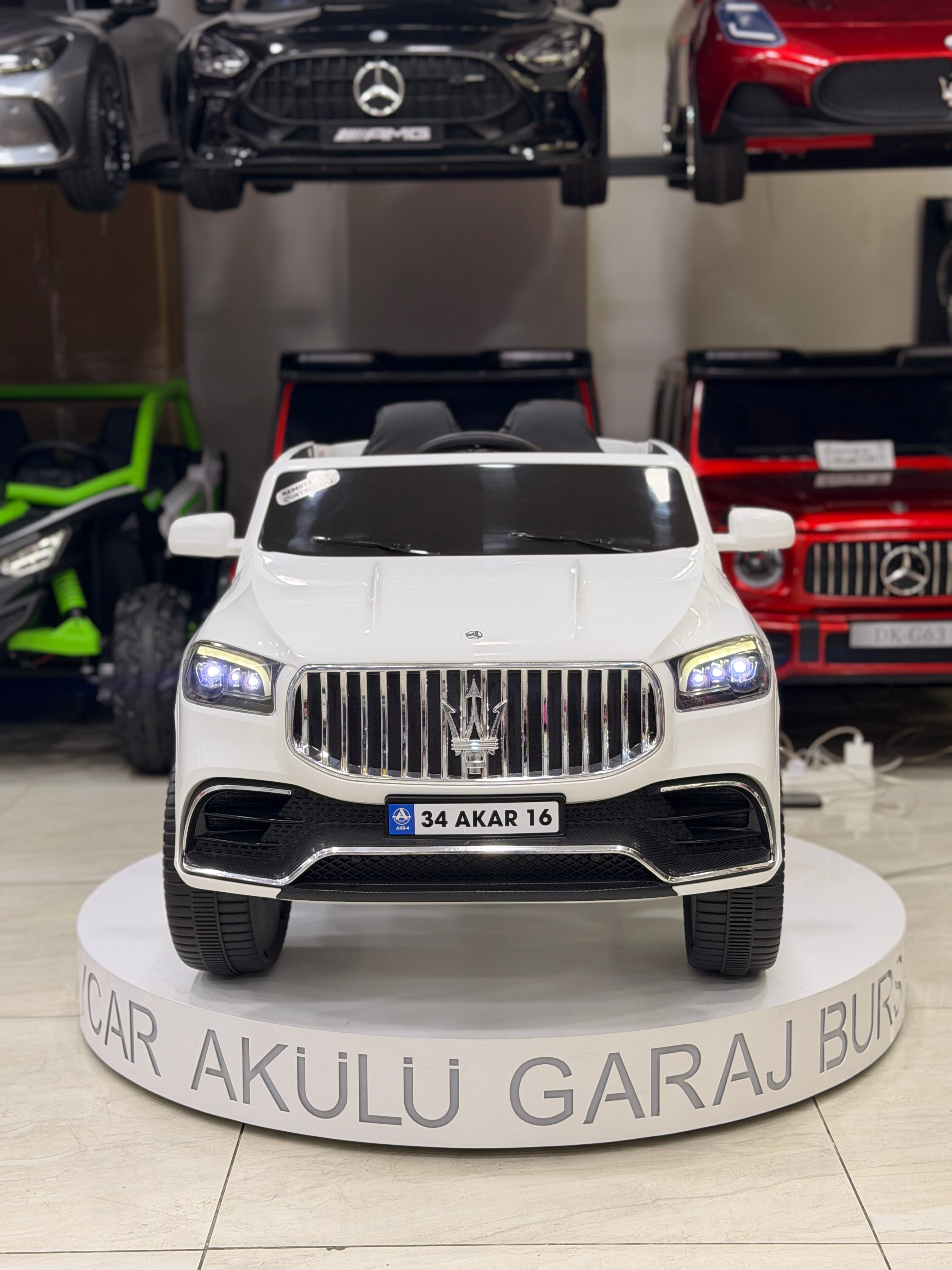 MASERATİ AKÜLÜ ARABA 12W 0-6 YAŞ BEYAZ