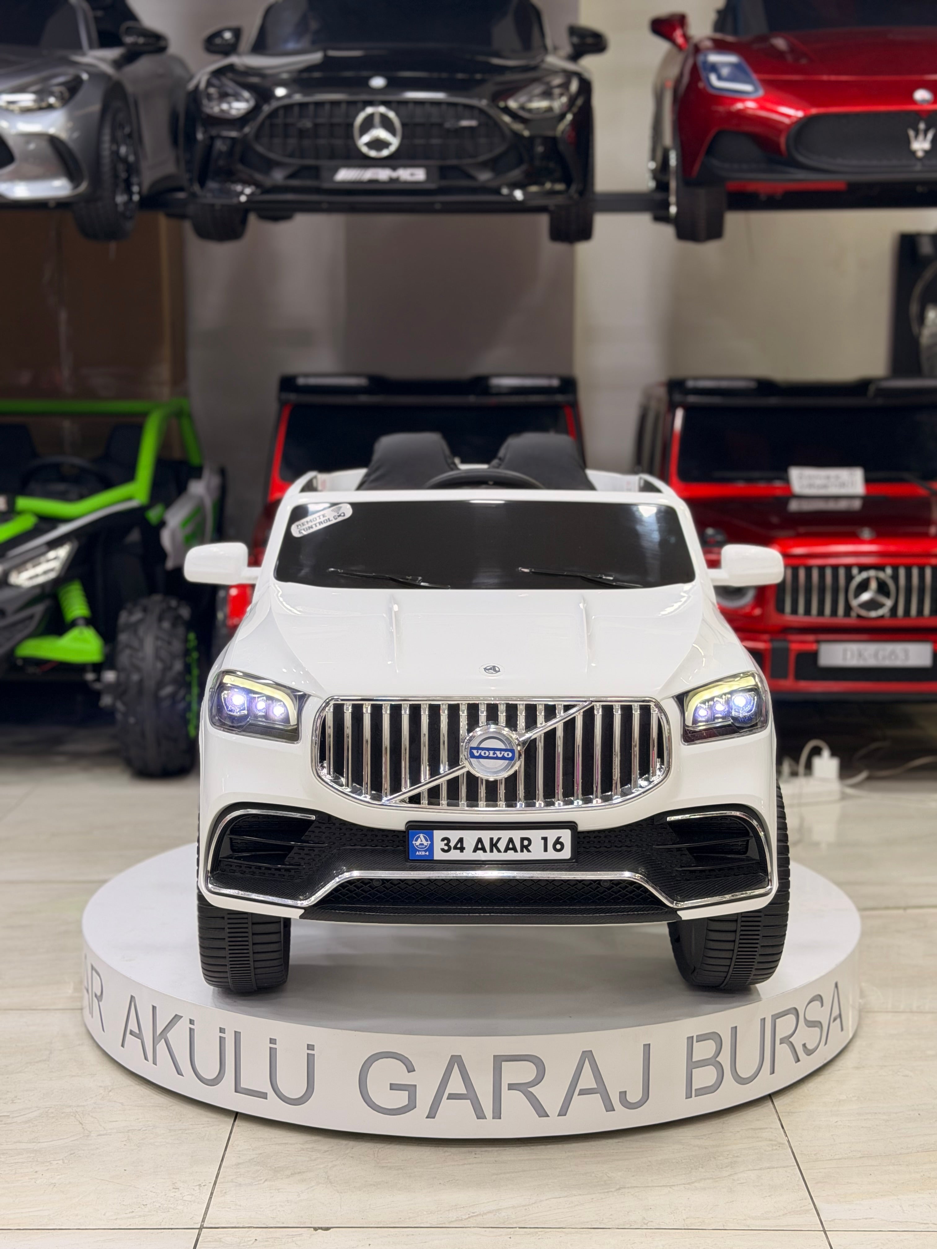 VOLVO AKÜLÜ ARABA 12W 0-6 YAŞ BEYAZ