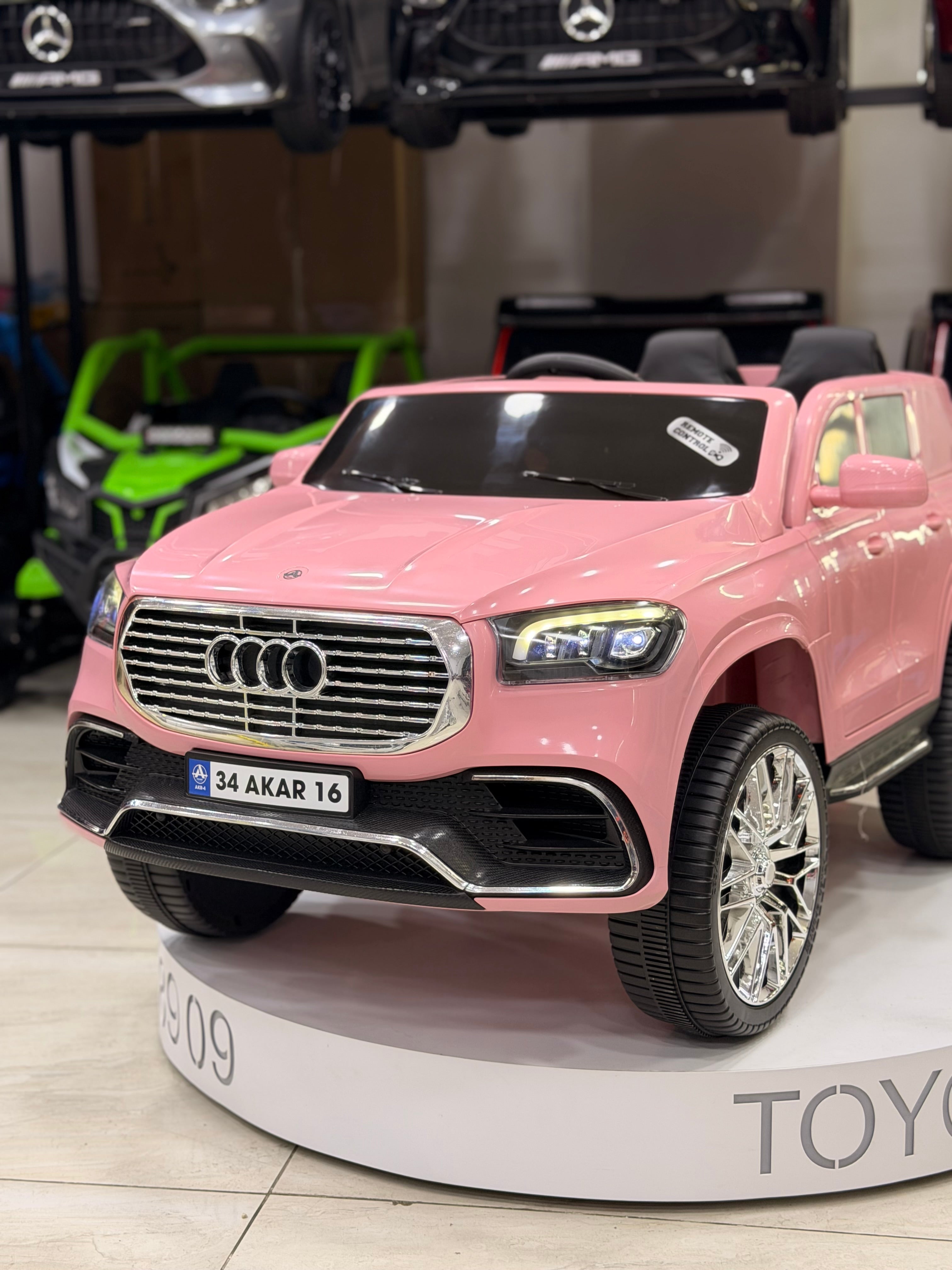 AUDİ AKÜLÜ ARABA 0-6 YAŞ PEMBE