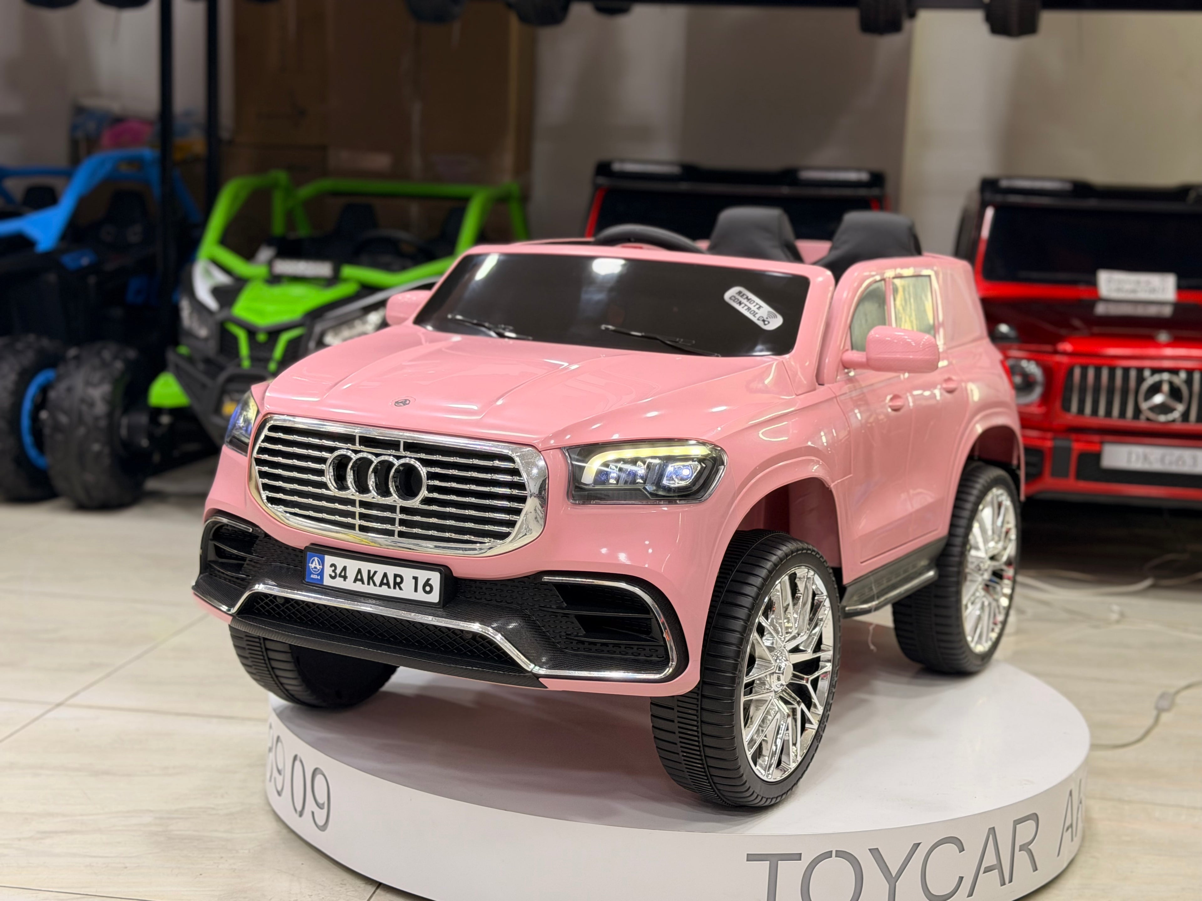 AUDİ AKÜLÜ ARABA 0-6 YAŞ PEMBE