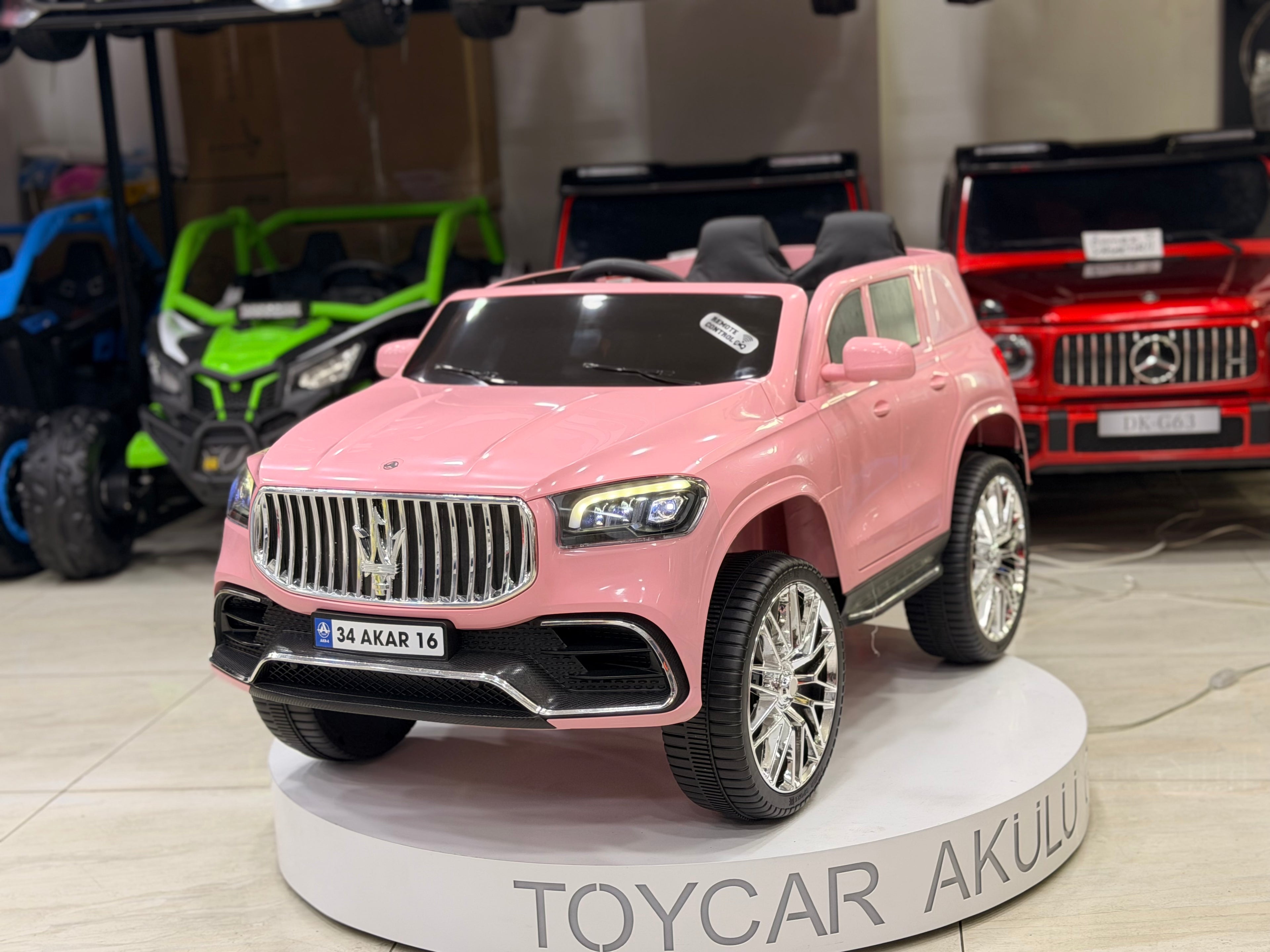 MASERATİ AKÜLÜ ARABA 12W 0-6 YAŞ PEMBE