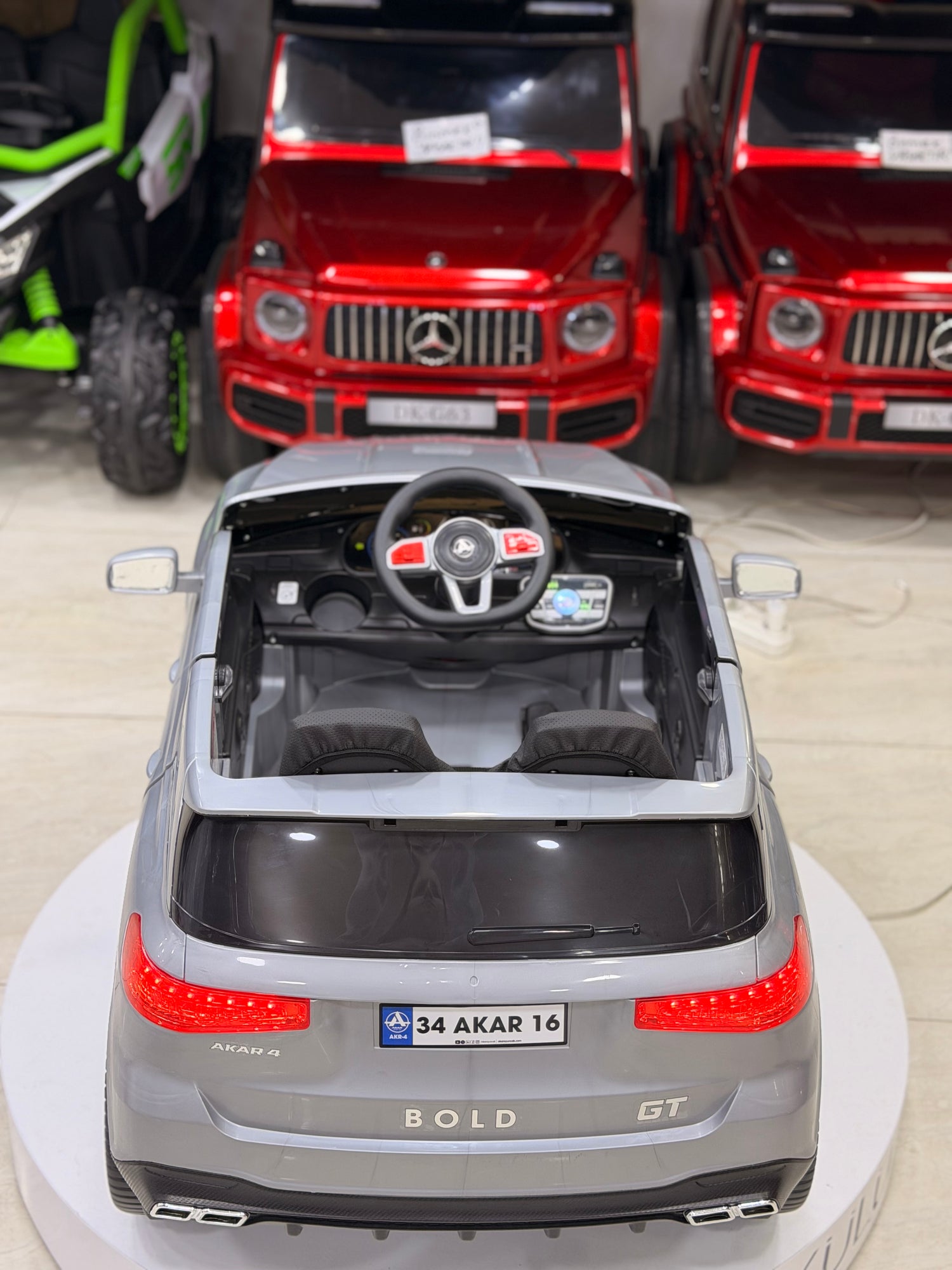 AUDİ AKÜLÜ ARABA 0-6 YAŞ GRİ