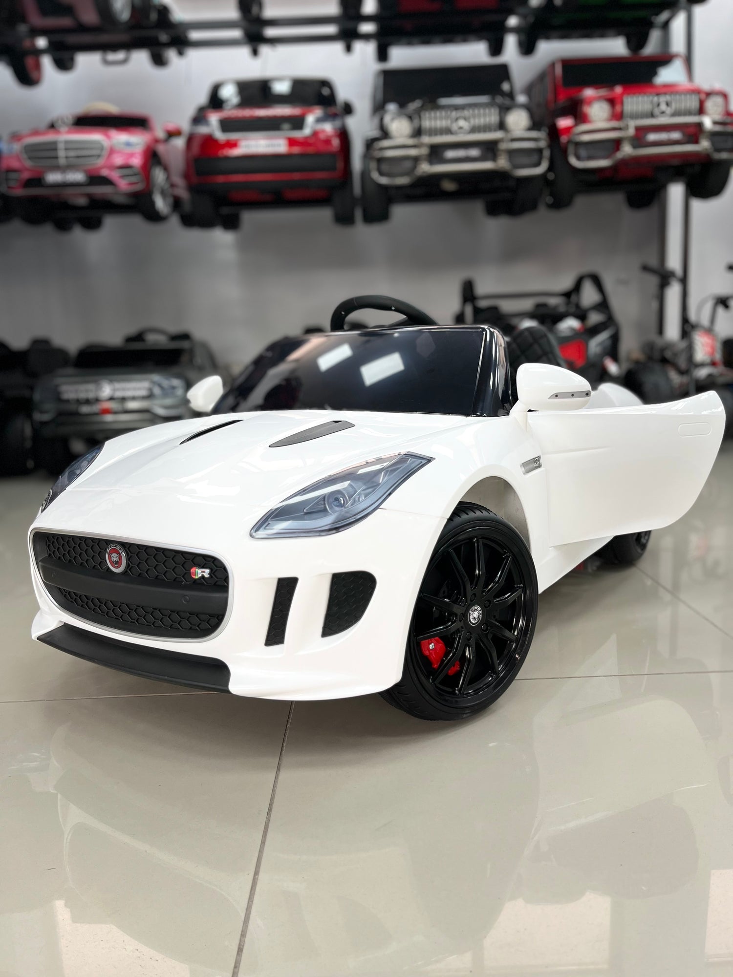 JAGUAR AKÜLÜ ARABA 12W 0-6 YAŞ BEYAZ