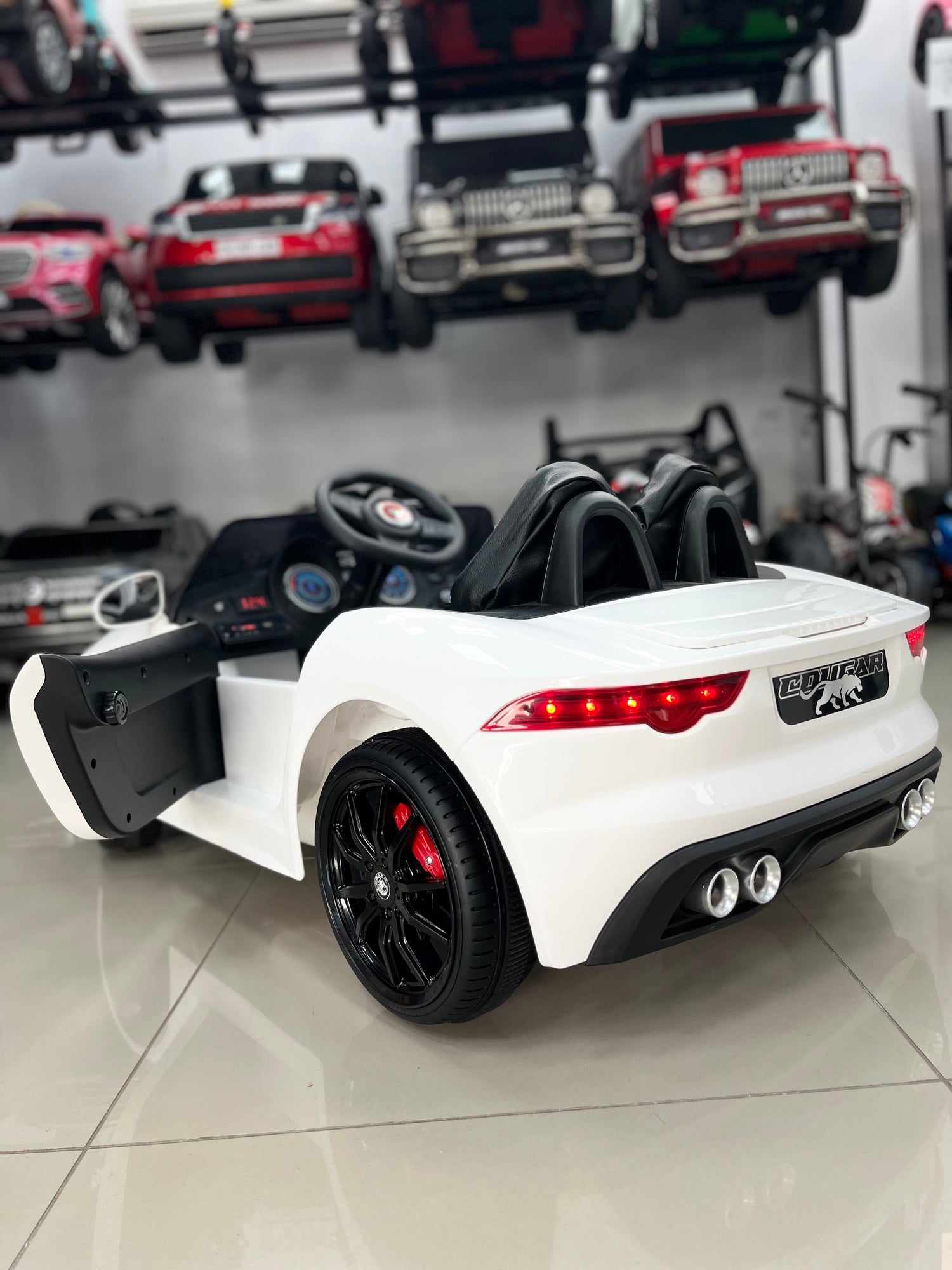 JAGUAR AKÜLÜ ARABA 12W 0-6 YAŞ BEYAZ
