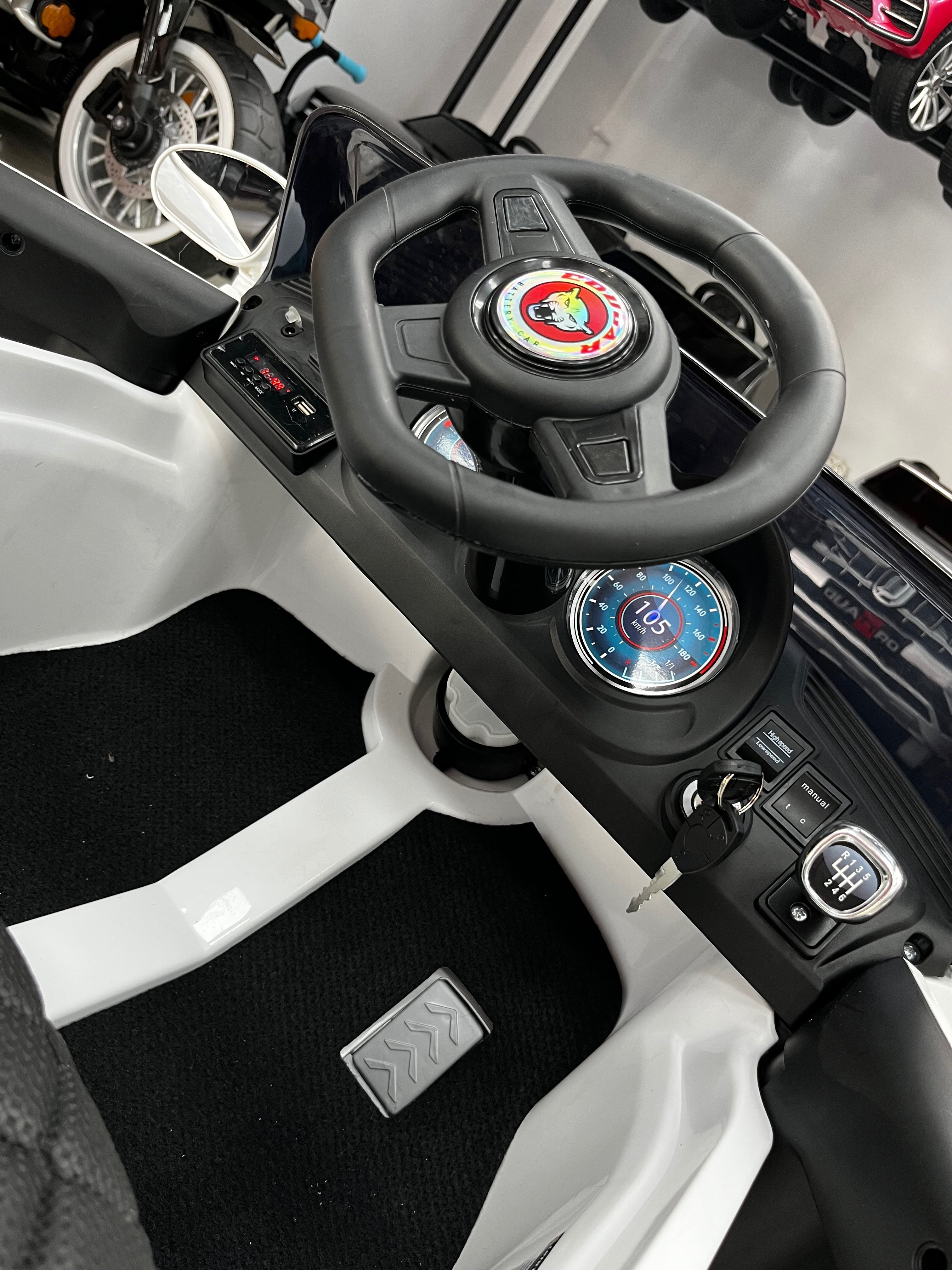 JAGUAR AKÜLÜ ARABA 12W 0-6 YAŞ BEYAZ