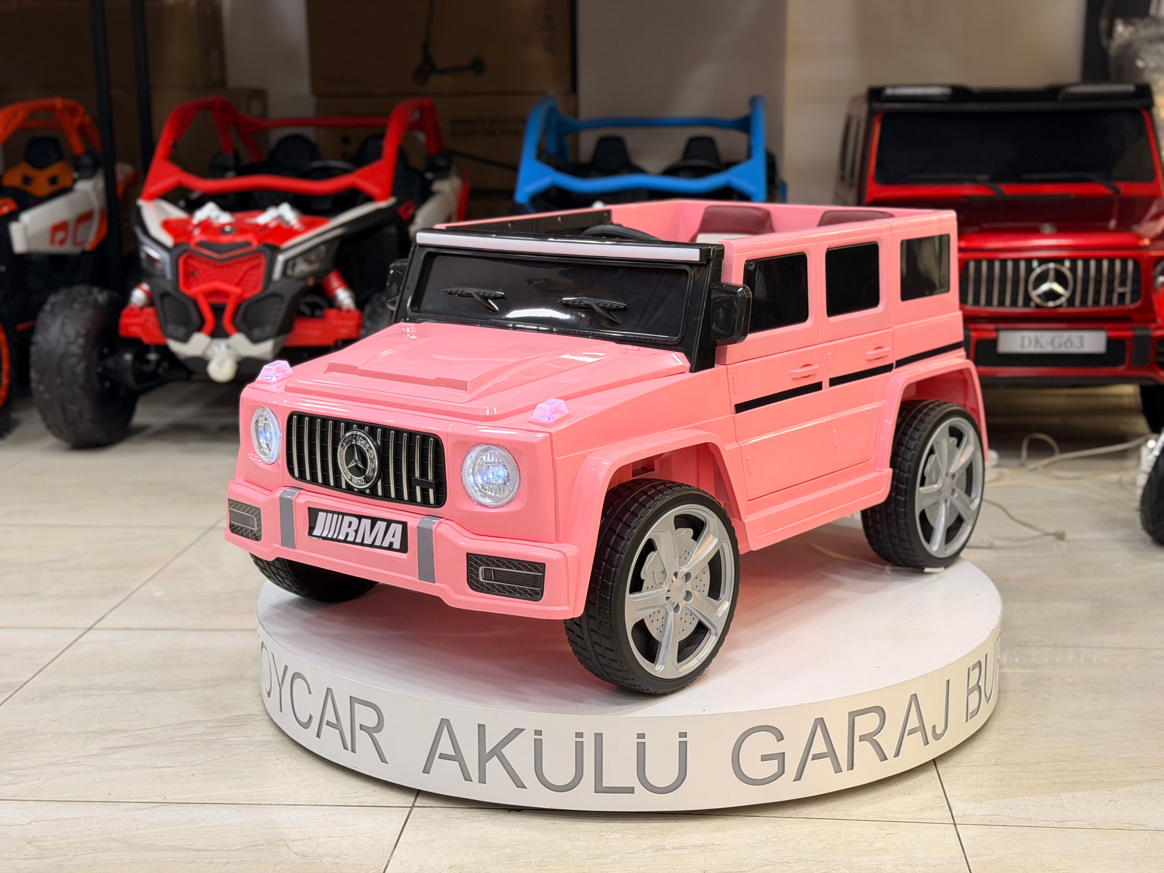 MERCEDES G63 KÜÇÜK BOY PEMBE 12W 0-6 YAŞ