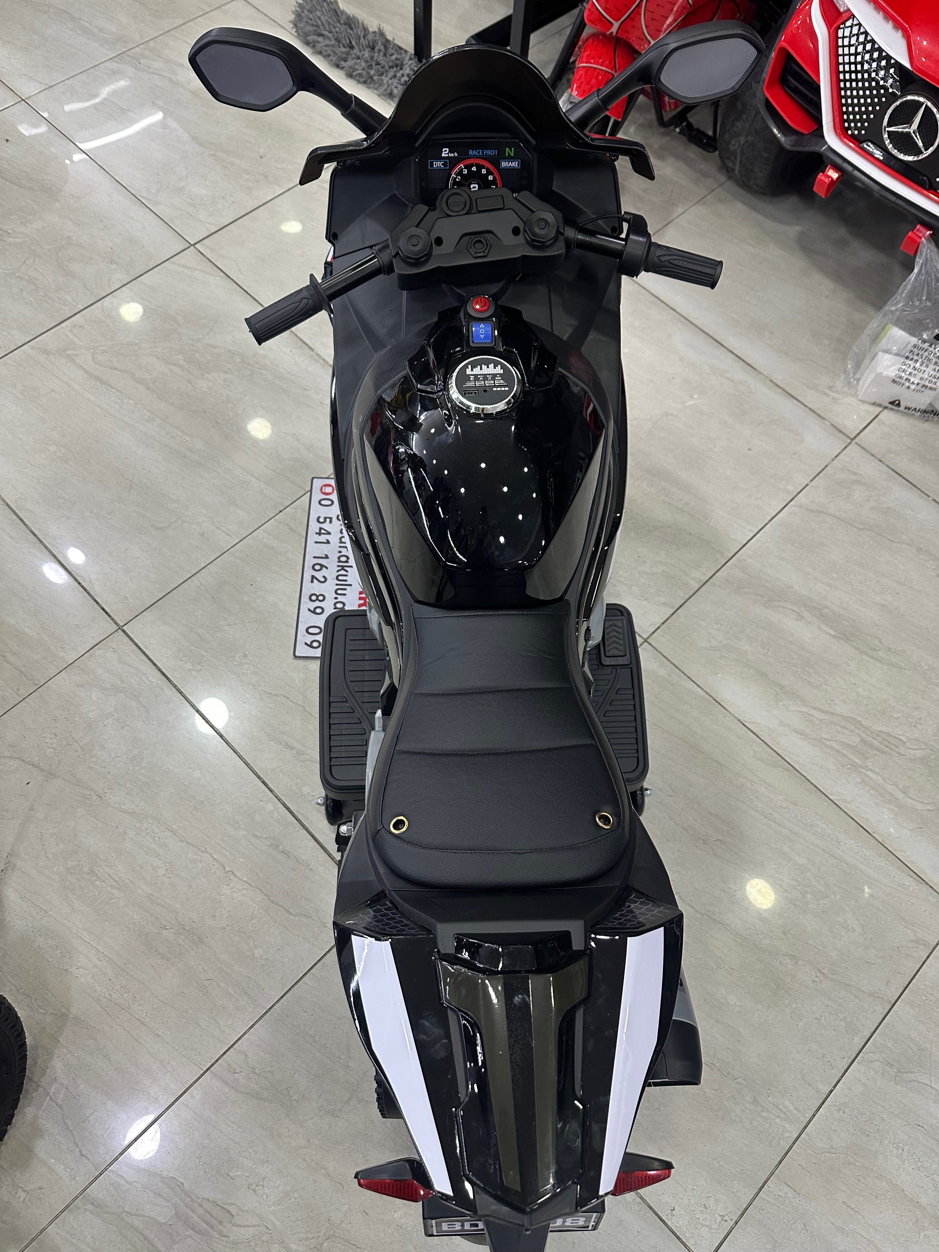 BMW S100RR AKÜLÜ MOTOR 24W 3-9 YAŞ SİYAH