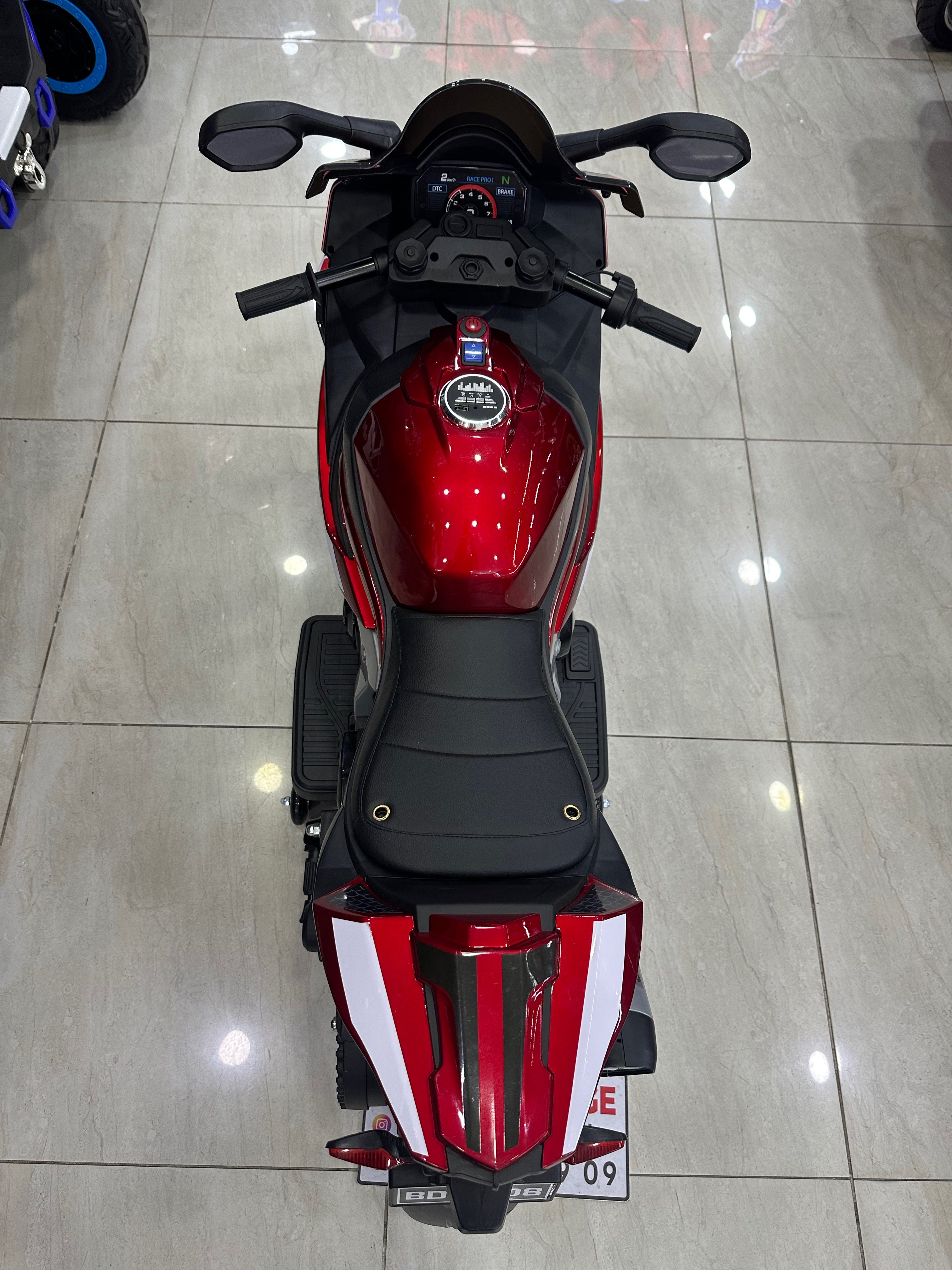 BMW S100RR AKÜLÜ MOTOR 3-9 YAŞ BORDO
