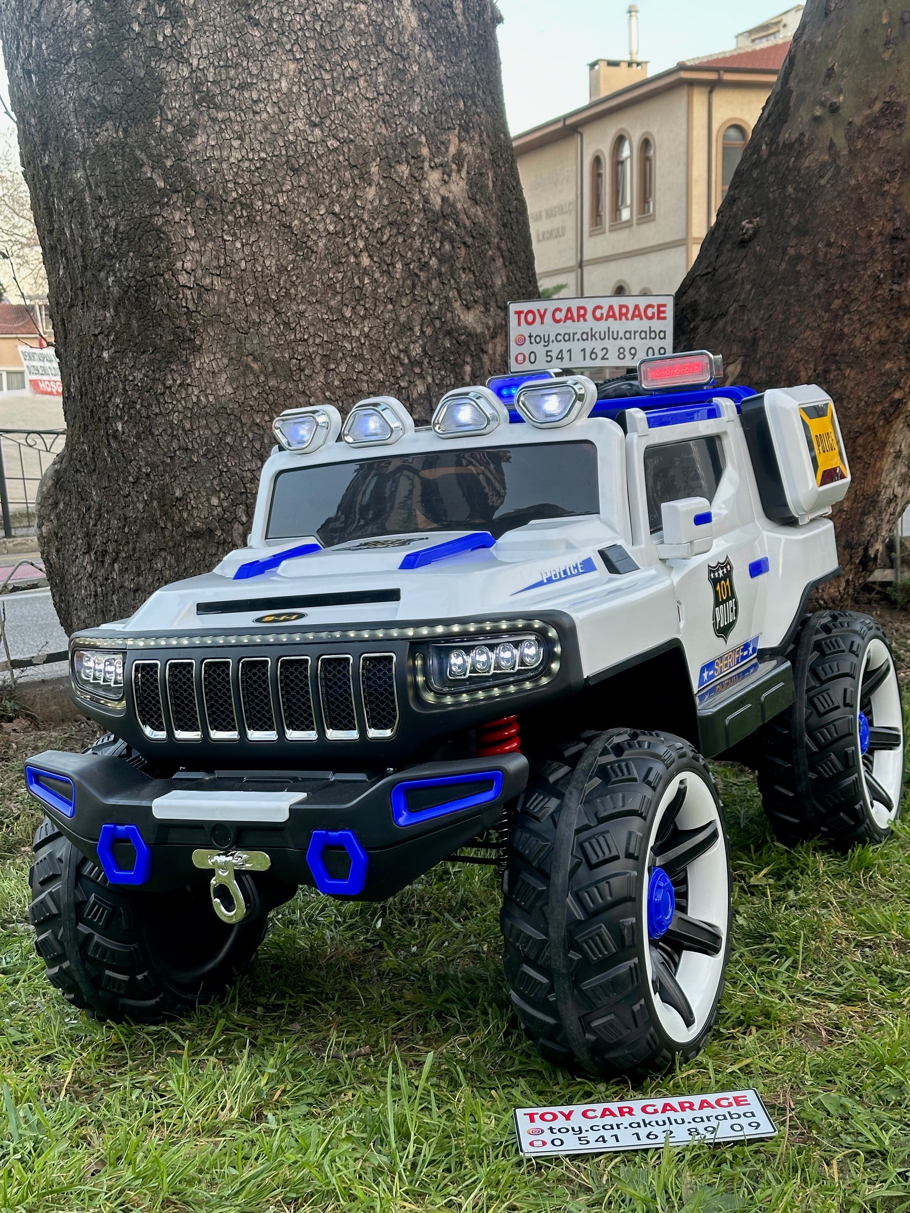 DEV JEEP 24W 4*4 POLİS
