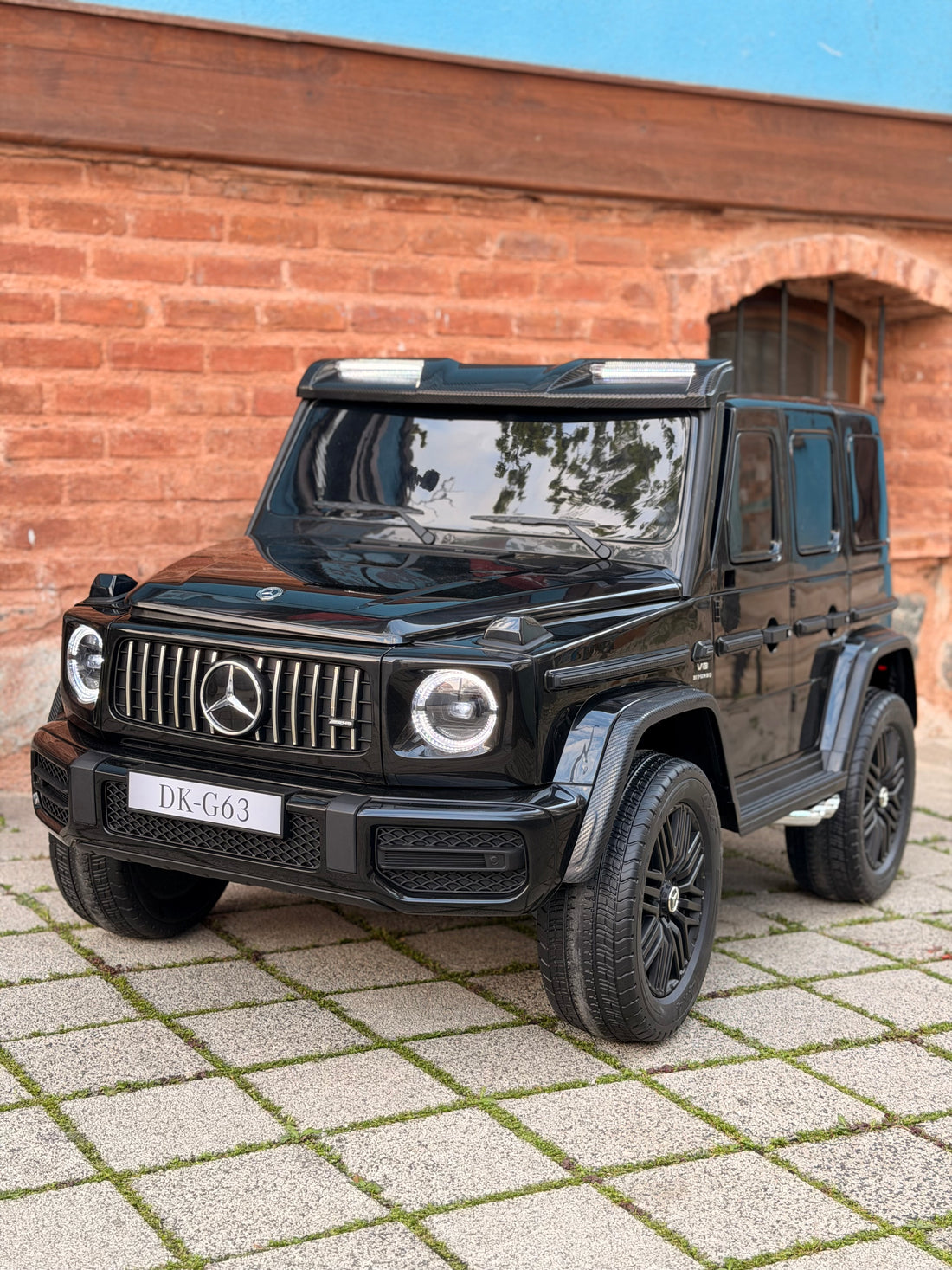 DEV MERCEDES G63 12W 0-10 YAŞ