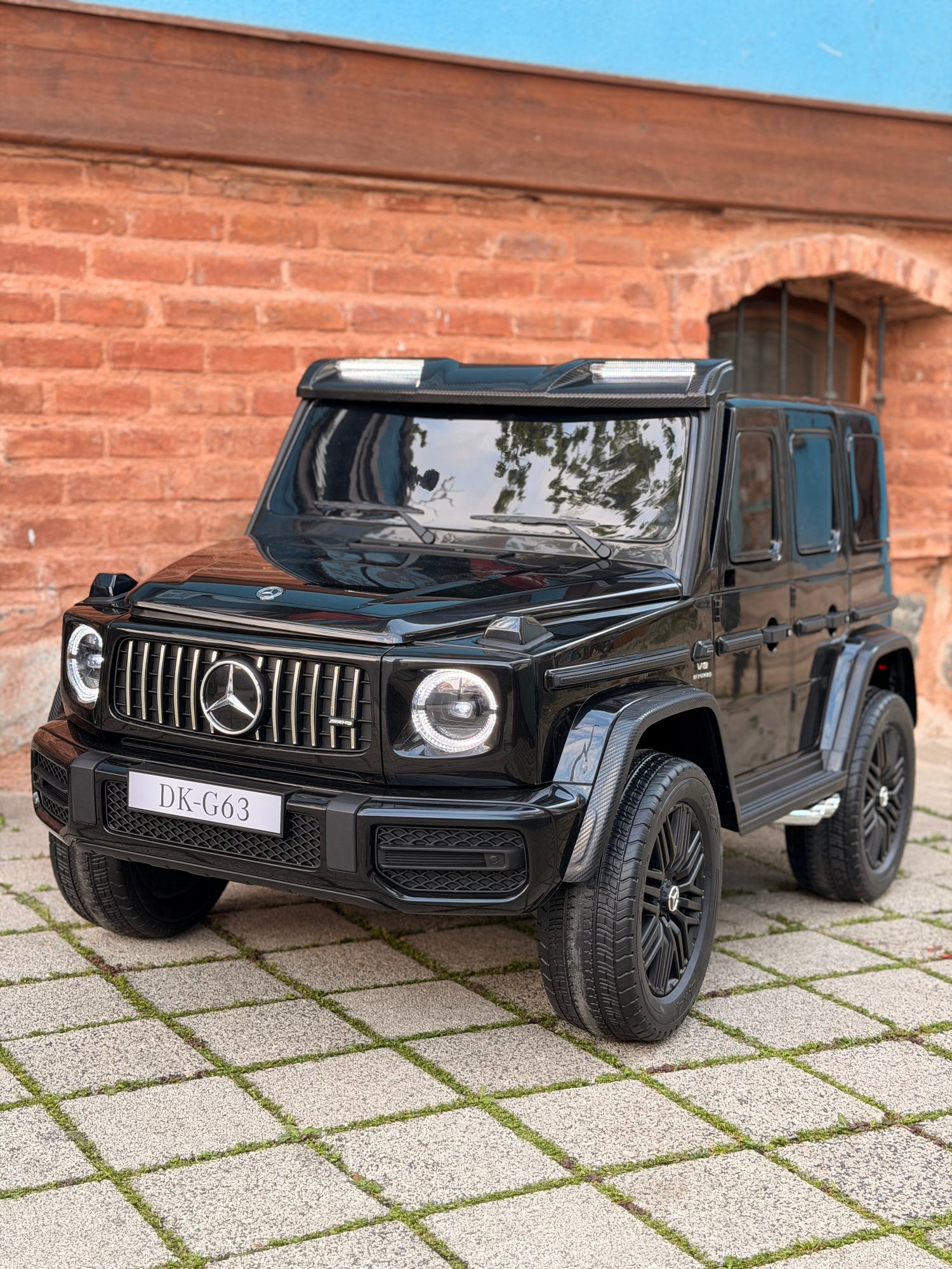 DEV MERCEDES G63 12W 0-10 YAŞ