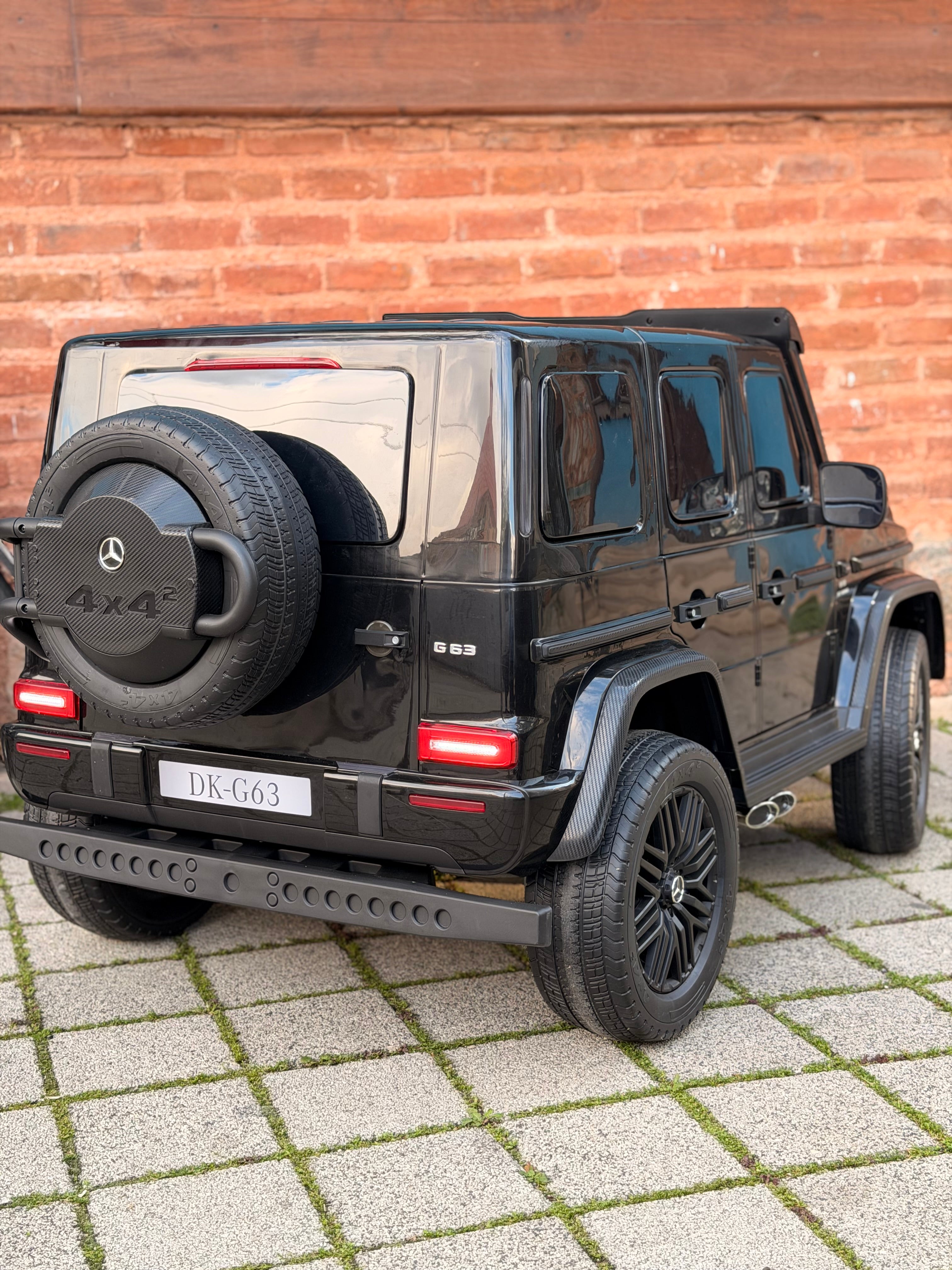 DEV MERCEDES G63 12W 0-10 YAŞ