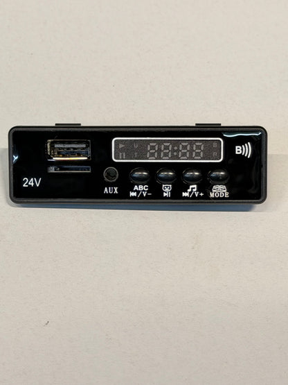 AKÜLÜ ARABA YEDEK PARÇA 24 VOLT MP3 MÜZİK PANELİ