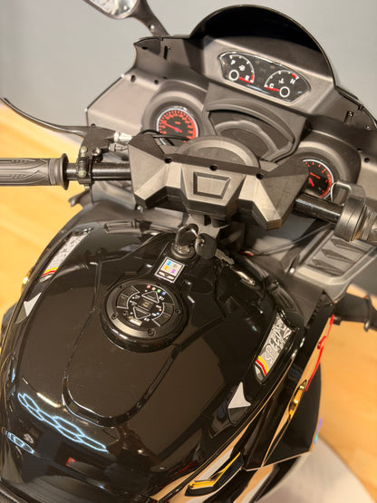 DEV AKÜLÜ MOTOR 12W 3-10 YAŞ SİYAH