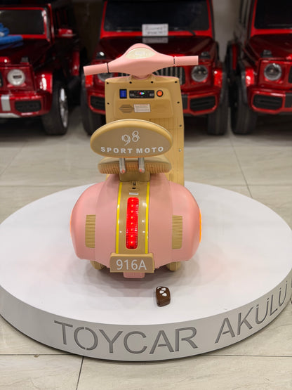VESPA AKÜLÜ MOTOR 12W  1-5 YAŞ PEMBE