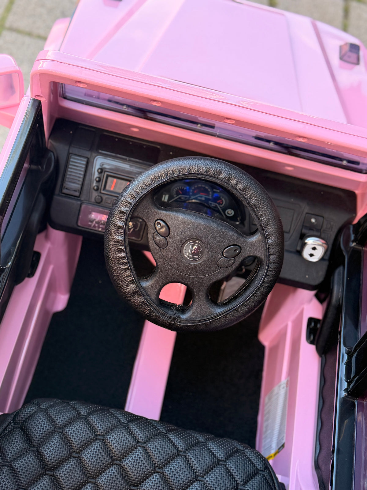 BRABUS AKÜLÜ ARABA EVA LASTİK 12W 0-6 YAŞ PEMBE
