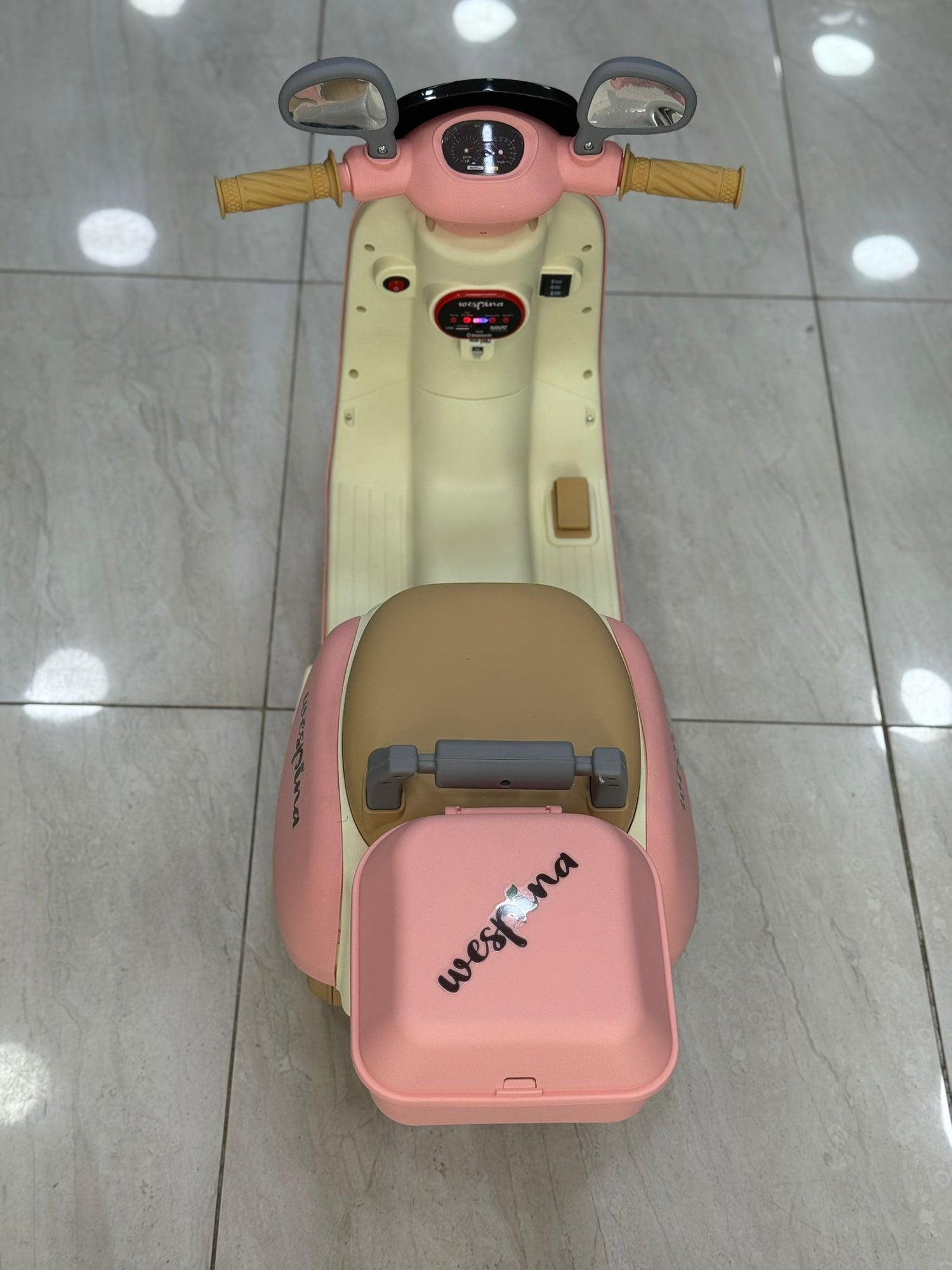 WESPİNA AKÜLÜ MOTOR 6W 0-4 YAŞ PEMBE