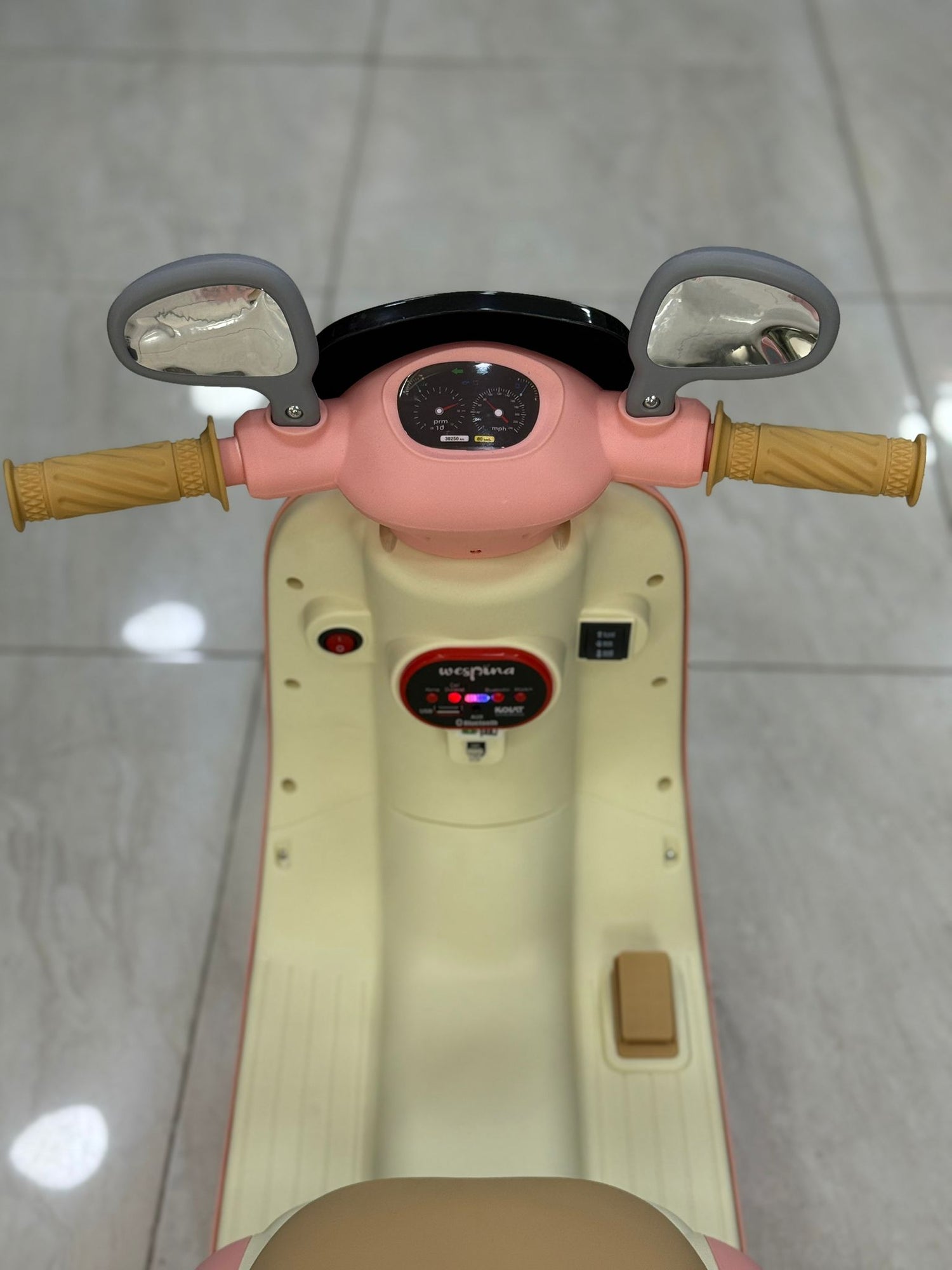 WESPİNA AKÜLÜ MOTOR 6W 0-4 YAŞ PEMBE