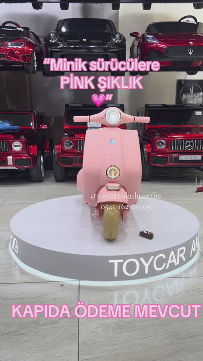 VESPA AKÜLÜ MOTOR 12W  1-5 YAŞ PEMBE