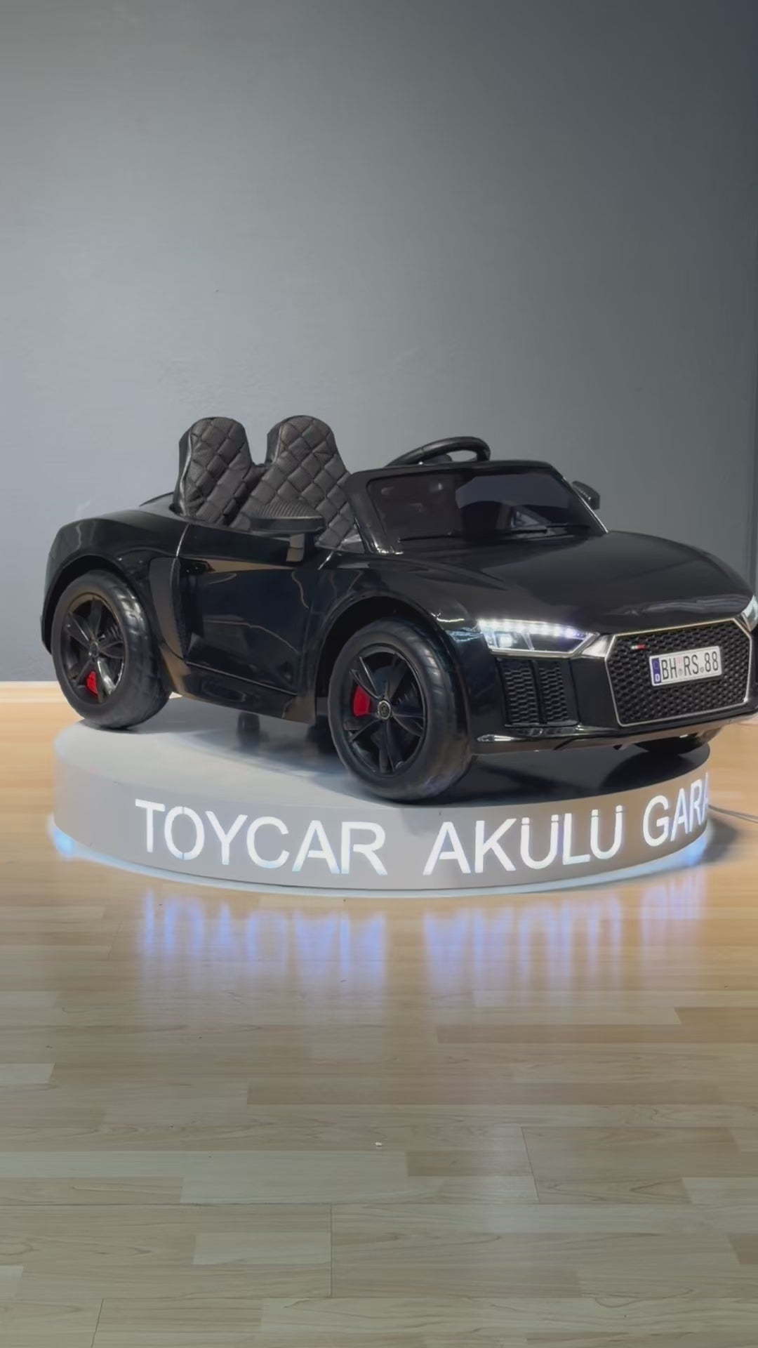 AUDİ AKÜLÜ ARABA EVA LASTİK 12W 0-6 YAŞ SİYAH