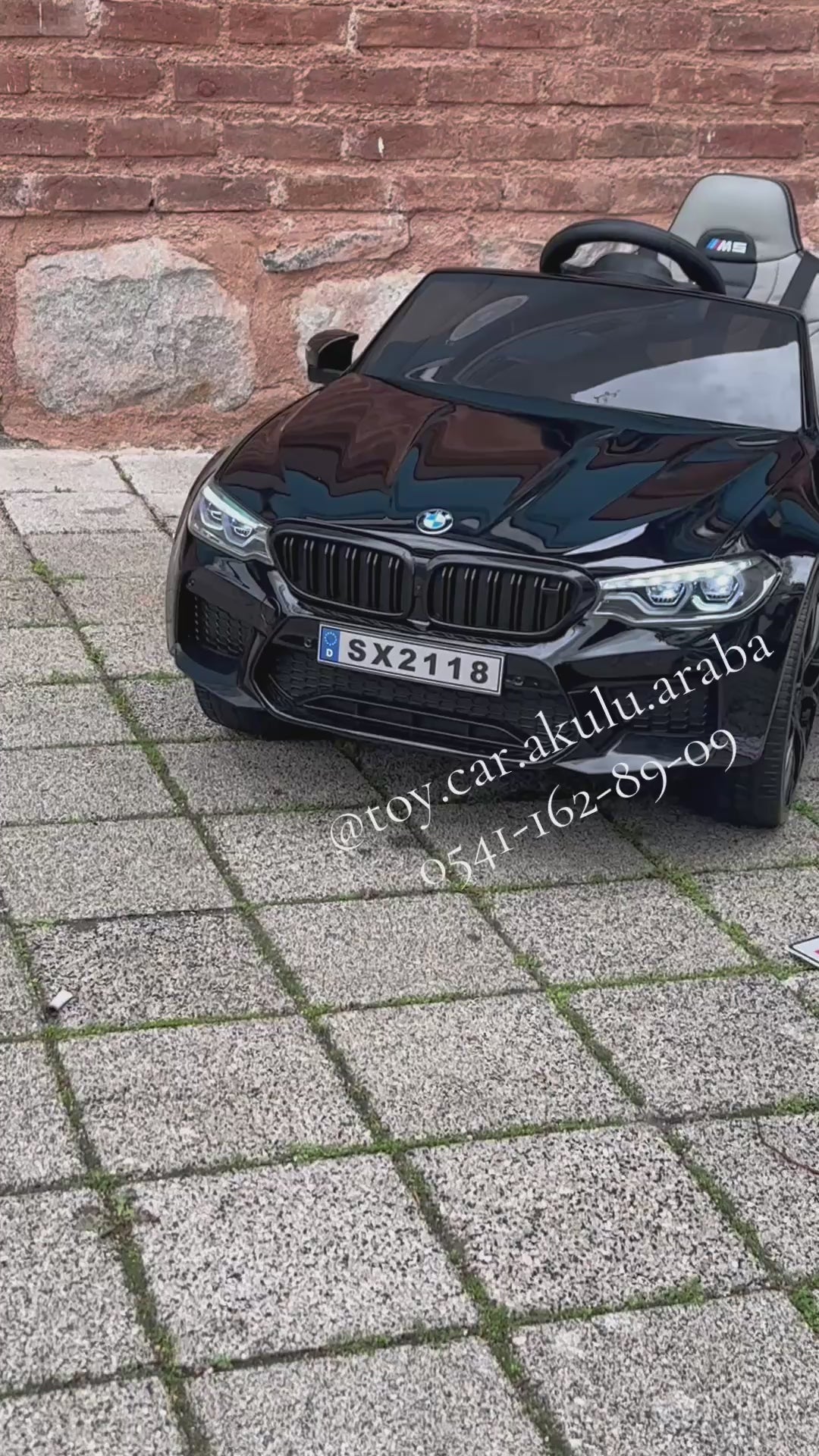 ORJİNAL LİSANSLI BMW M5  AKÜLÜ ARABA 24W 0-6 YAŞ SİYAH