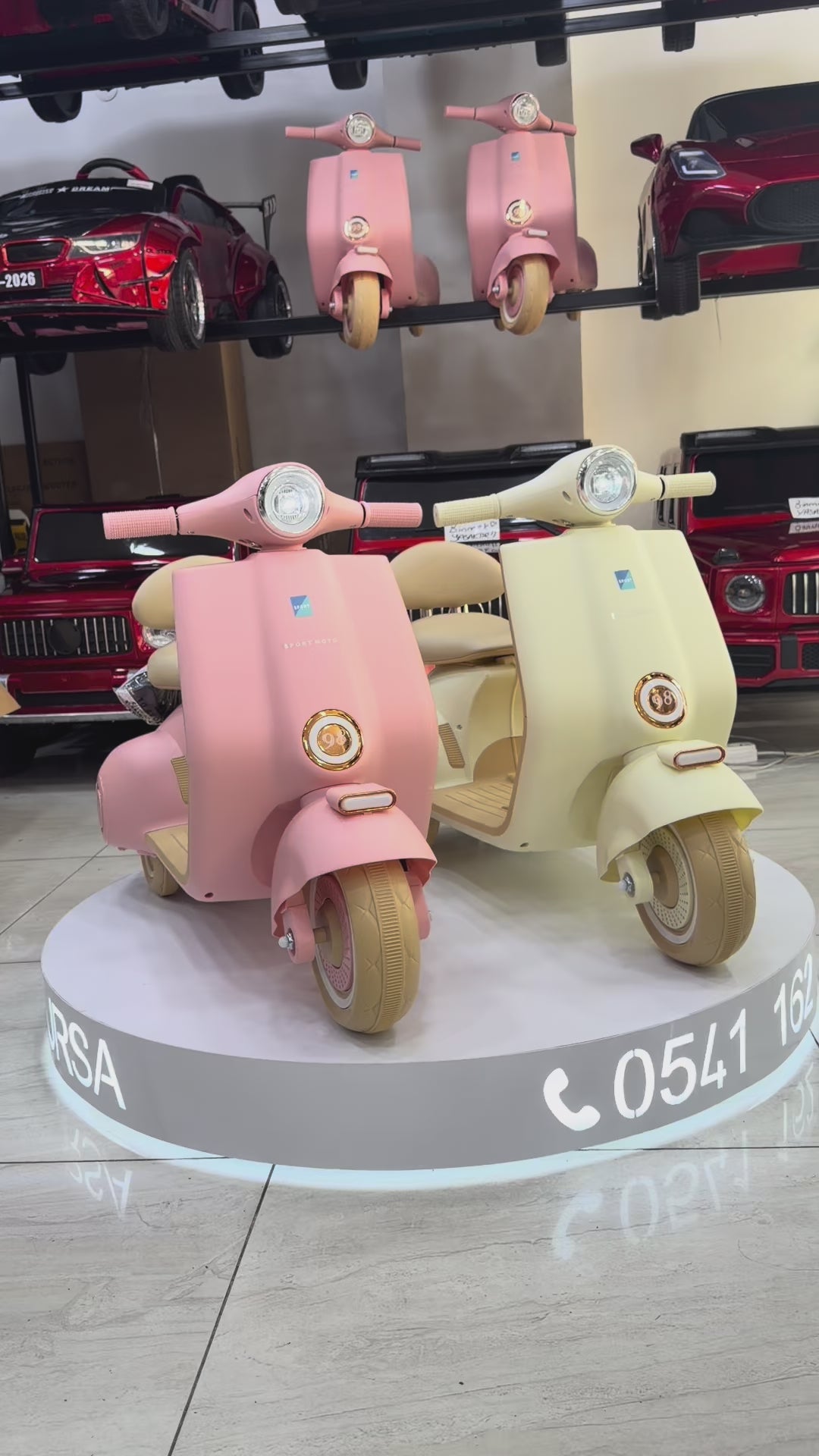 VESPA AKÜLÜ MOTOR 12W 1-5 YAŞ YEŞİL