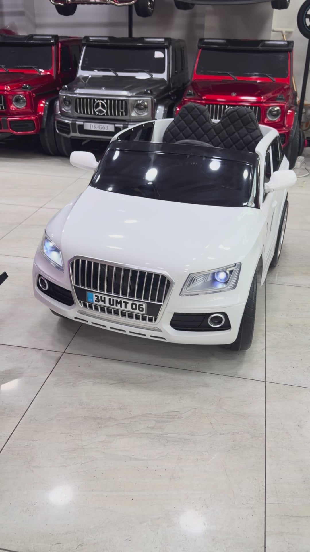 AUDİ AKÜLÜ ARABA 12W 0-6 YAŞ BEYAZ